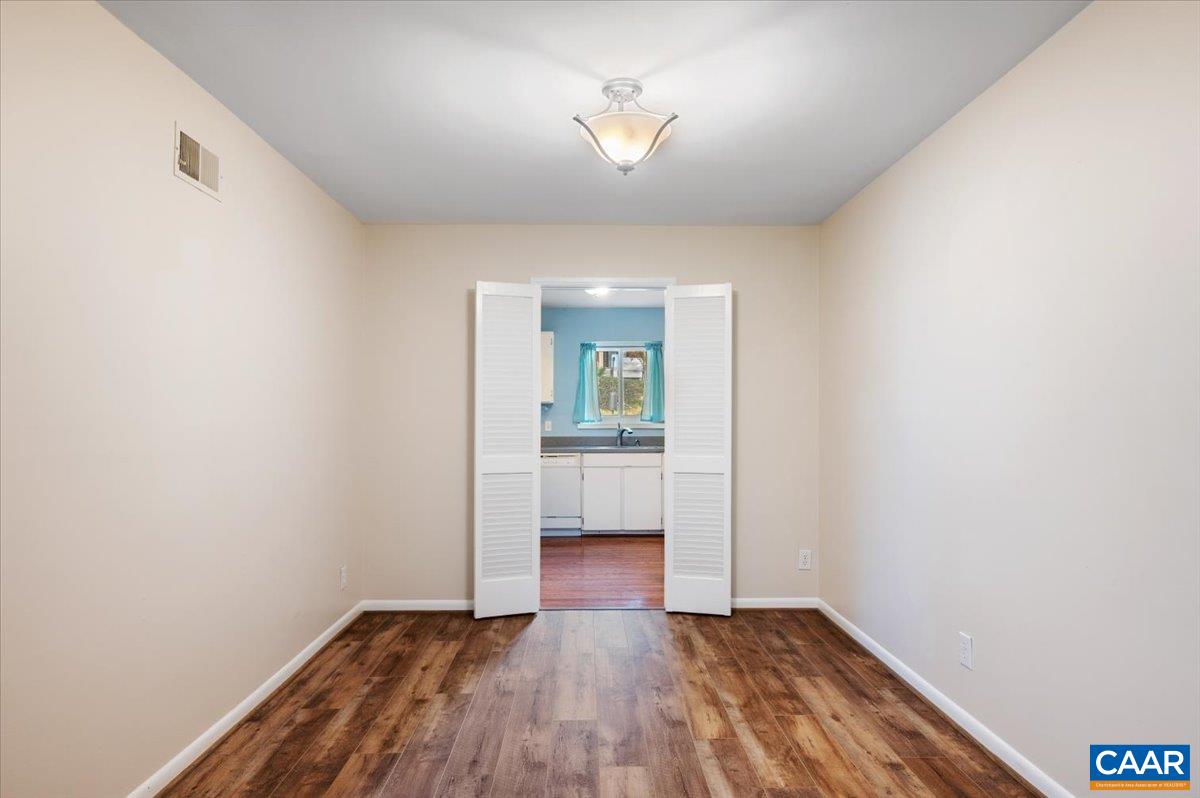 301 HARVEST DR, CHARLOTTESVILLE, Virginia 22903, 2 Bedrooms Bedrooms, ,2 BathroomsBathrooms,Residential,HUNTINGTON VILLAGE,301 HARVEST DR,674388 MLS # 674388