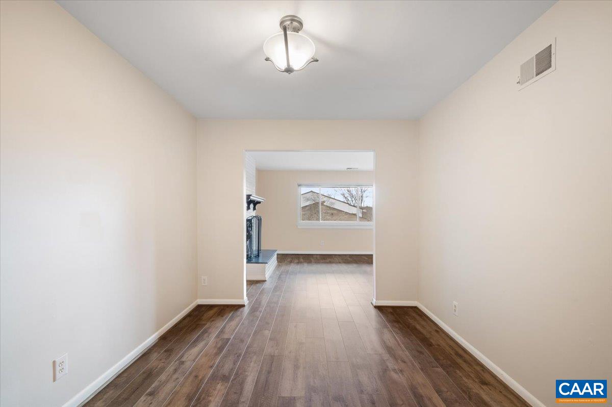 301 HARVEST DR, CHARLOTTESVILLE, Virginia 22903, 2 Bedrooms Bedrooms, ,2 BathroomsBathrooms,Residential,HUNTINGTON VILLAGE,301 HARVEST DR,674388 MLS # 674388