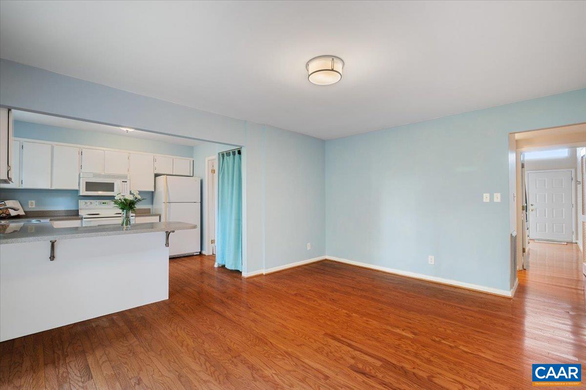 301 HARVEST DR, CHARLOTTESVILLE, Virginia 22903, 2 Bedrooms Bedrooms, ,2 BathroomsBathrooms,Residential,HUNTINGTON VILLAGE,301 HARVEST DR,674388 MLS # 674388