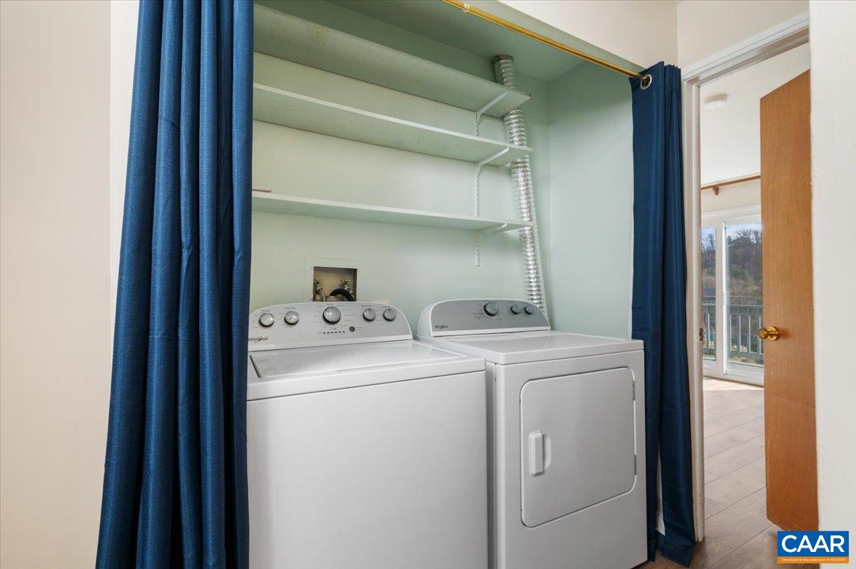 301 HARVEST DR, CHARLOTTESVILLE, Virginia 22903, 2 Bedrooms Bedrooms, ,2 BathroomsBathrooms,Residential,HUNTINGTON VILLAGE,301 HARVEST DR,674388 MLS # 674388