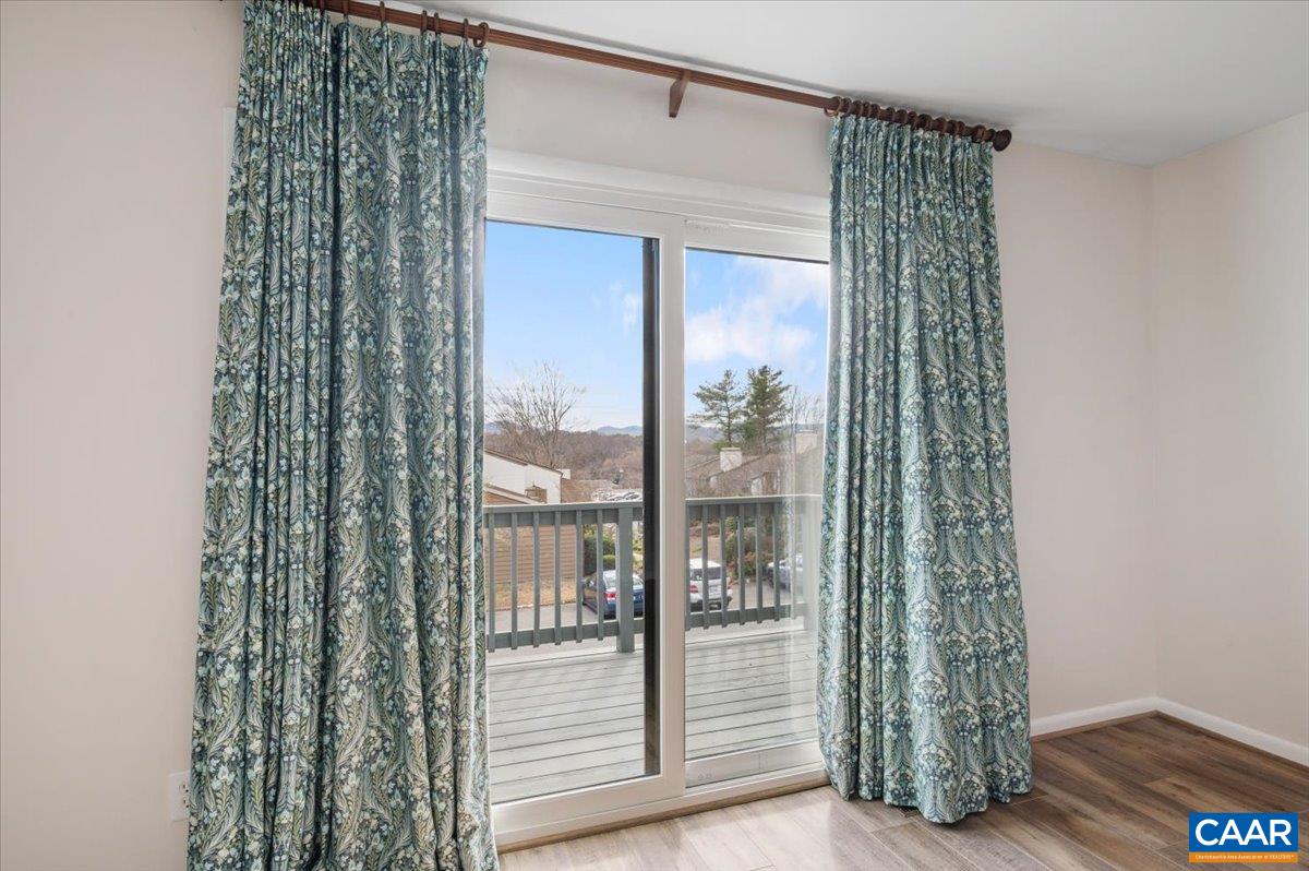 301 HARVEST DR, CHARLOTTESVILLE, Virginia 22903, 2 Bedrooms Bedrooms, ,2 BathroomsBathrooms,Residential,HUNTINGTON VILLAGE,301 HARVEST DR,674388 MLS # 674388