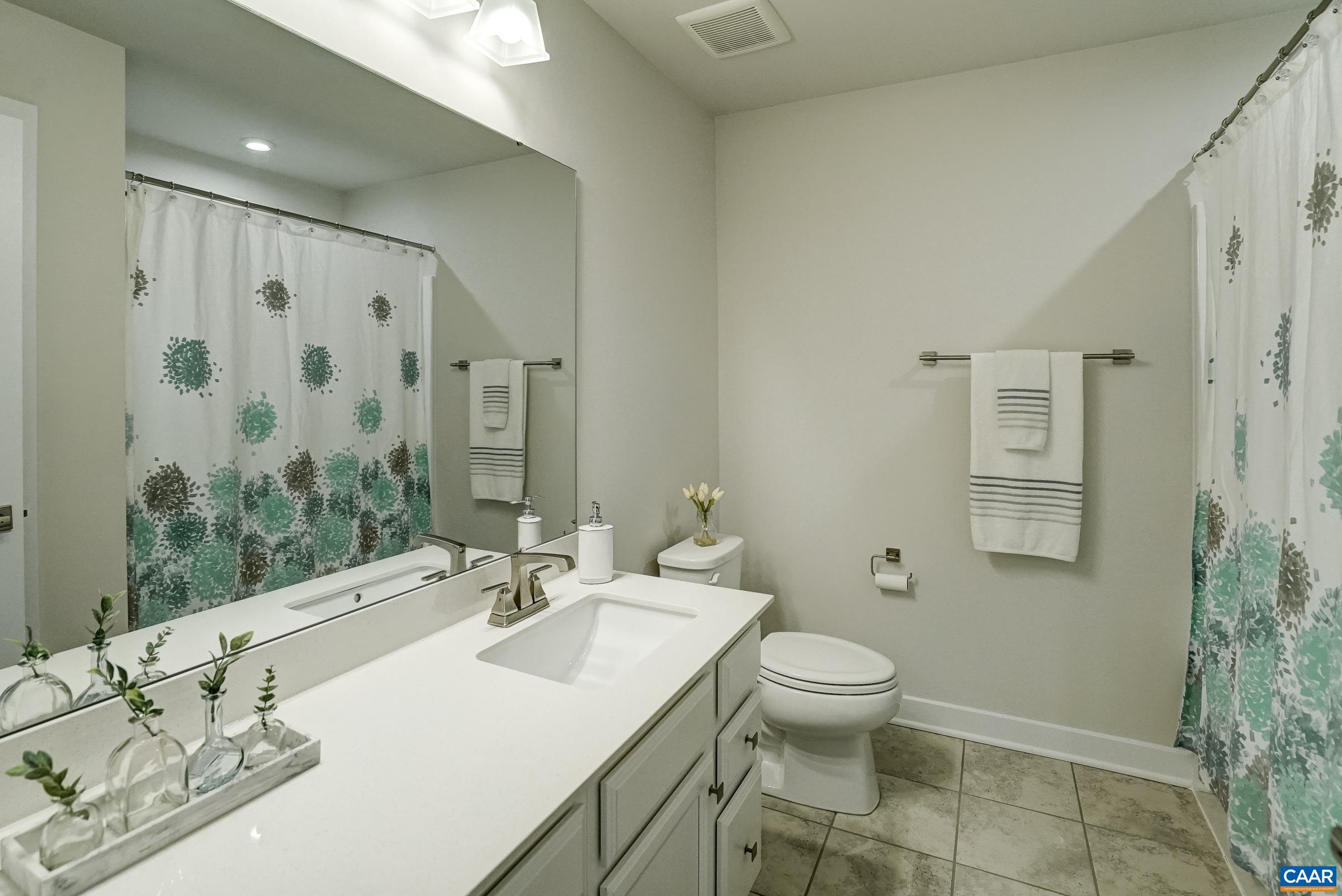 Full hall bathroom Full hall bathroom