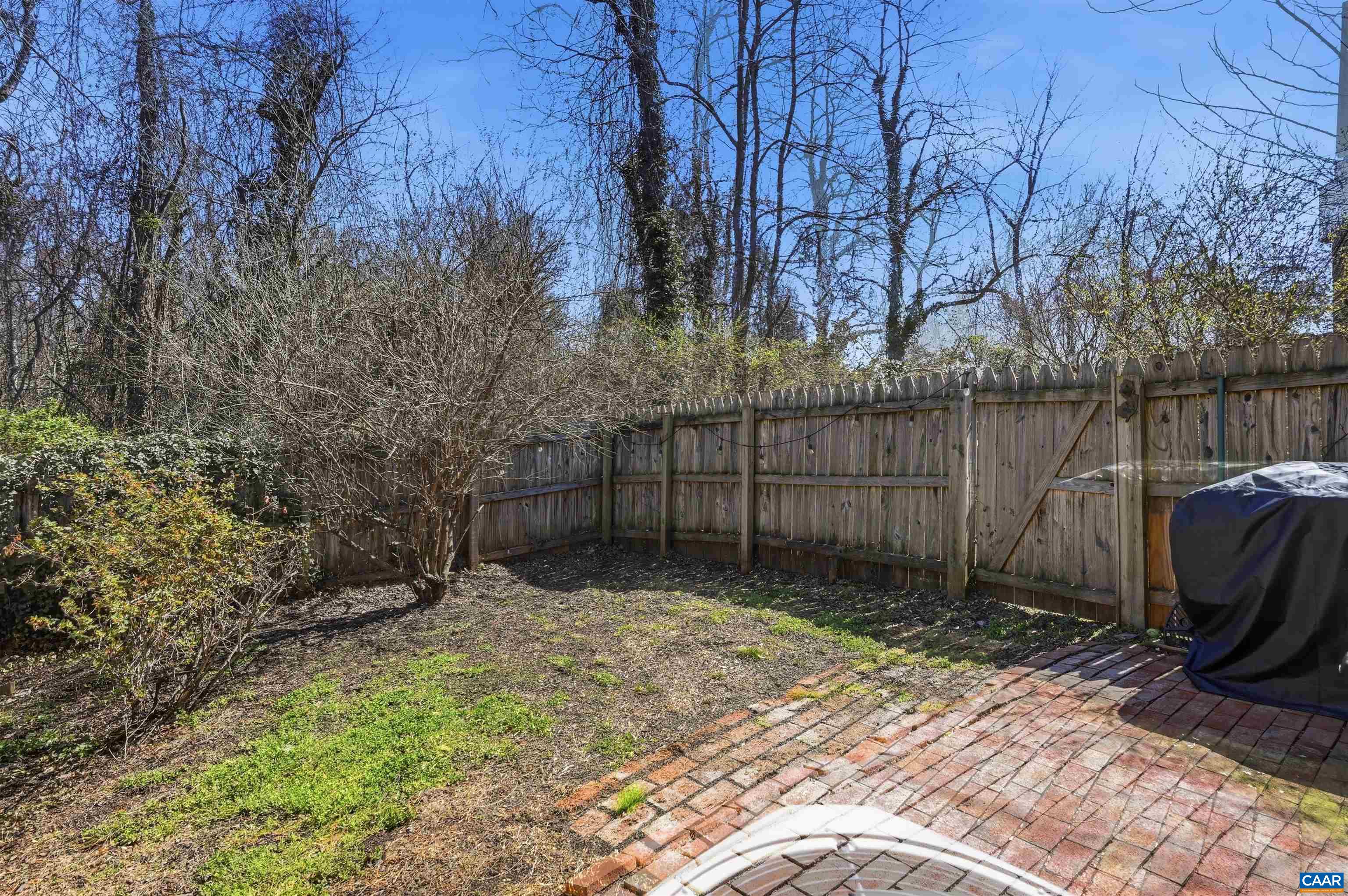 943 HUNTWOOD LN, CHARLOTTESVILLE, Virginia 22901, 3 Bedrooms Bedrooms, ,2 BathroomsBathrooms,Residential,943 HUNTWOOD LN,674552 MLS # 674552 943 HUNTWOOD LN, CHARLOTTESVILLE, Virginia 22901, 3 Bedrooms Bedrooms, ,2 BathroomsBathrooms,Residential,943 HUNTWOOD LN,674552 MLS # 674552