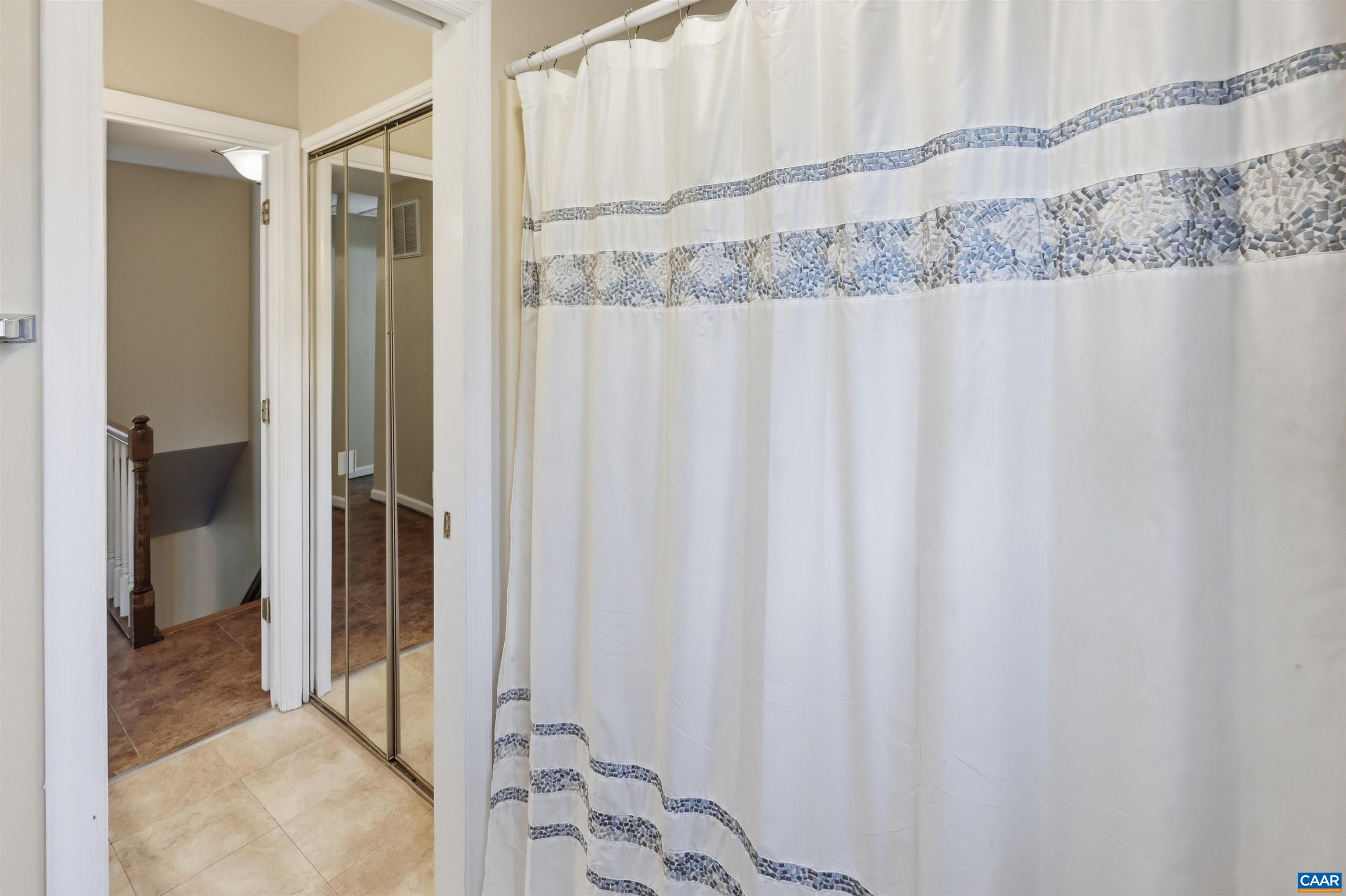 943 HUNTWOOD LN, CHARLOTTESVILLE, Virginia 22901, 3 Bedrooms Bedrooms, ,2 BathroomsBathrooms,Residential,943 HUNTWOOD LN,674552 MLS # 674552 943 HUNTWOOD LN, CHARLOTTESVILLE, Virginia 22901, 3 Bedrooms Bedrooms, ,2 BathroomsBathrooms,Residential,943 HUNTWOOD LN,674552 MLS # 674552