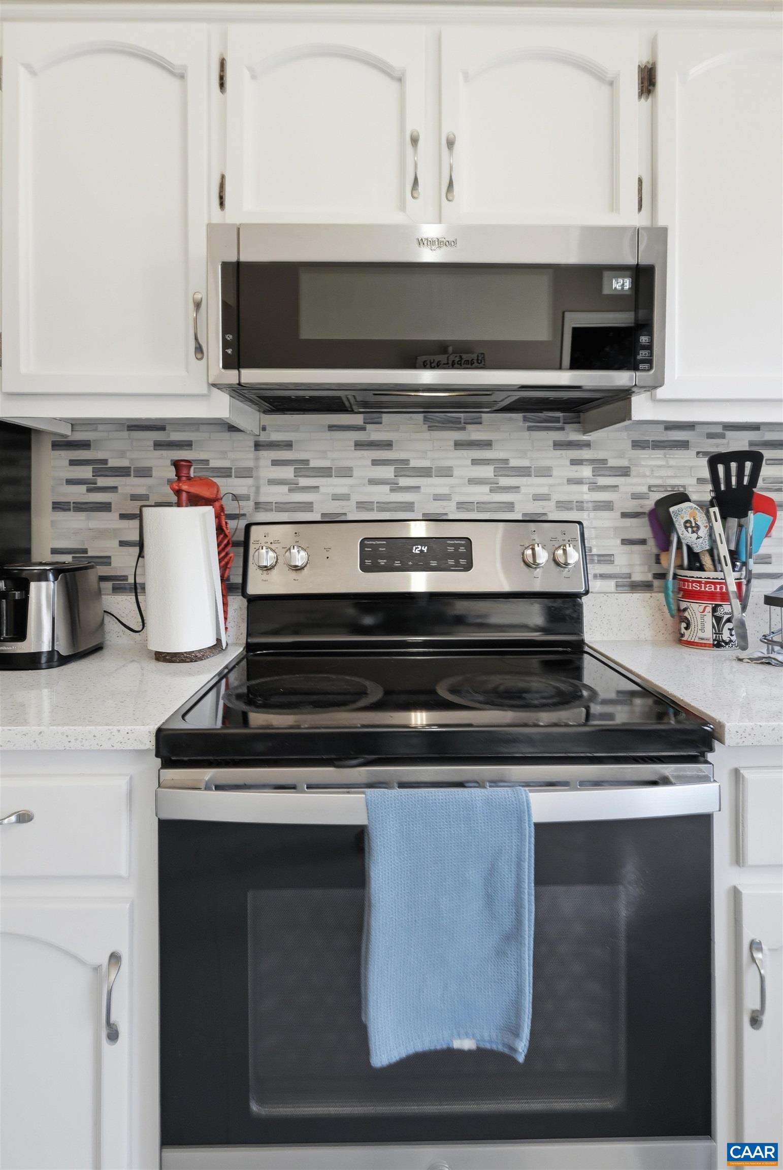 943 HUNTWOOD LN, CHARLOTTESVILLE, Virginia 22901, 3 Bedrooms Bedrooms, ,2 BathroomsBathrooms,Residential,943 HUNTWOOD LN,674552 MLS # 674552 943 HUNTWOOD LN, CHARLOTTESVILLE, Virginia 22901, 3 Bedrooms Bedrooms, ,2 BathroomsBathrooms,Residential,943 HUNTWOOD LN,674552 MLS # 674552