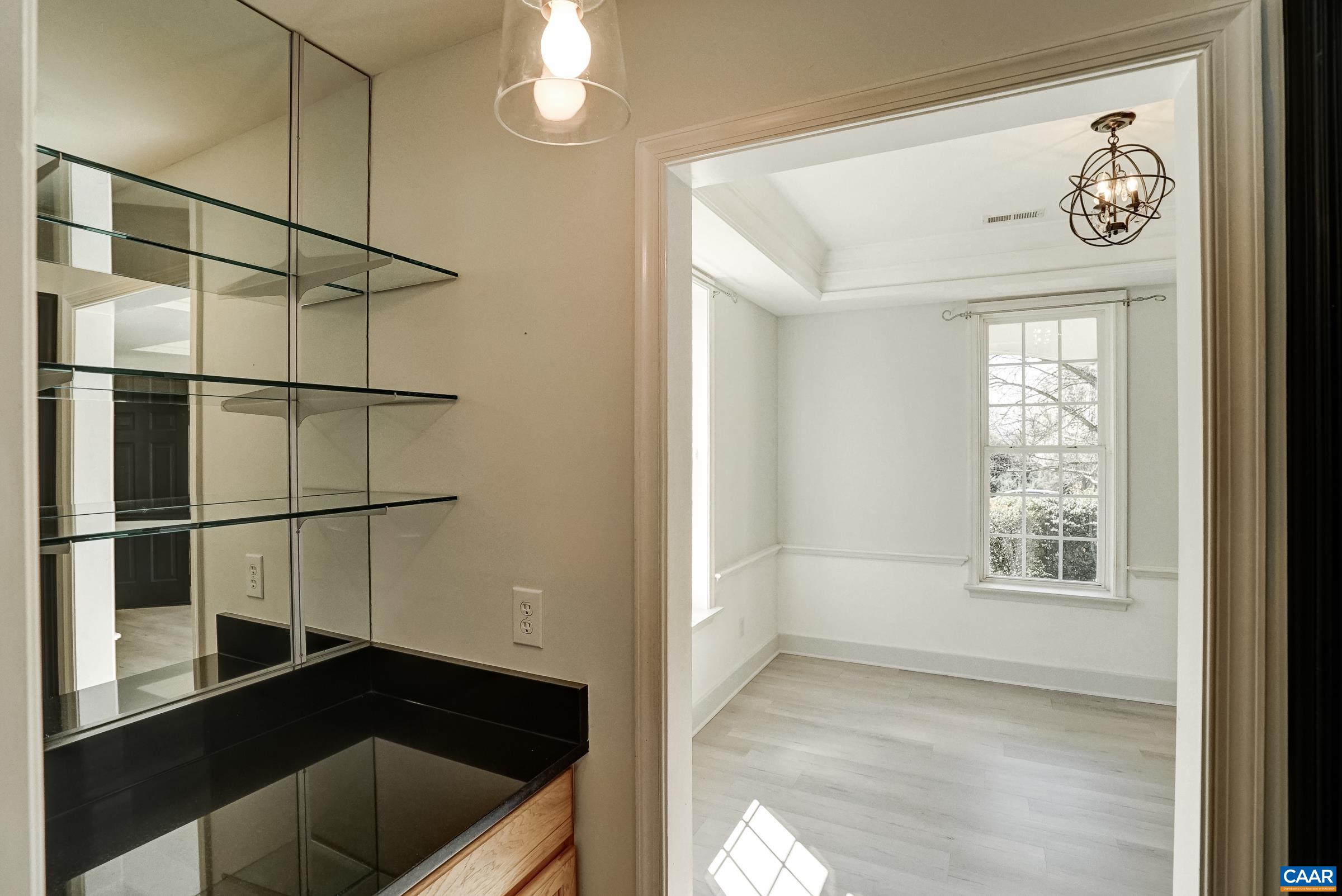 Butlers Pantry/bar Butlers Pantry/bar