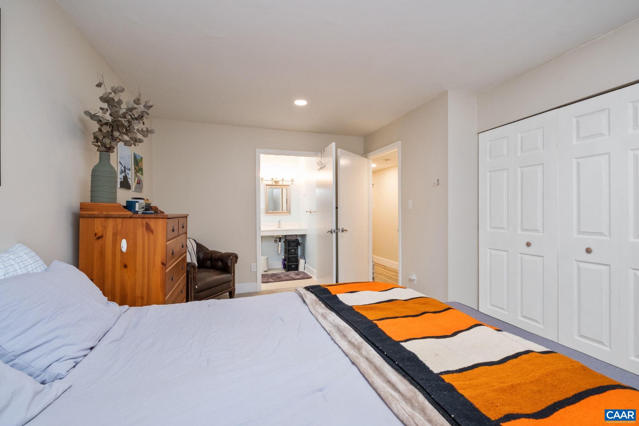 1908 INGLEWOOD DR, CHARLOTTESVILLE, Virginia 22901, 2 Bedrooms Bedrooms, ,2 BathroomsBathrooms,Residential,1908 INGLEWOOD DR,674589 MLS # 674589 1908 INGLEWOOD DR, CHARLOTTESVILLE, Virginia 22901, 2 Bedrooms Bedrooms, ,2 BathroomsBathrooms,Residential,1908 INGLEWOOD DR,674589 MLS # 674589