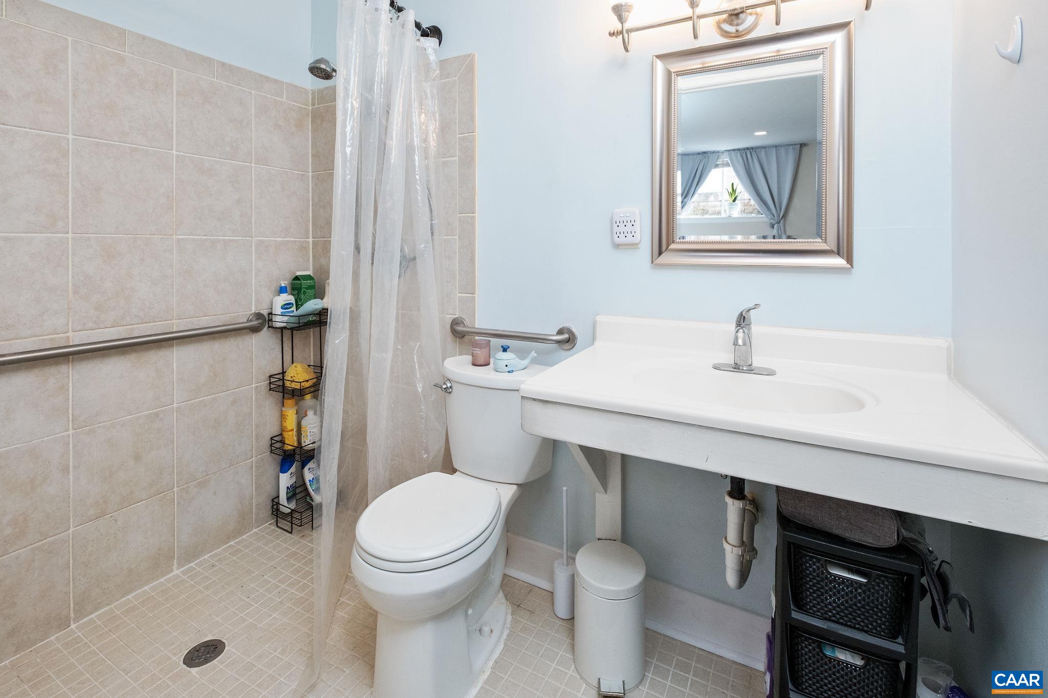 1908 INGLEWOOD DR, CHARLOTTESVILLE, Virginia 22901, 2 Bedrooms Bedrooms, ,2 BathroomsBathrooms,Residential,1908 INGLEWOOD DR,674589 MLS # 674589 1908 INGLEWOOD DR, CHARLOTTESVILLE, Virginia 22901, 2 Bedrooms Bedrooms, ,2 BathroomsBathrooms,Residential,1908 INGLEWOOD DR,674589 MLS # 674589