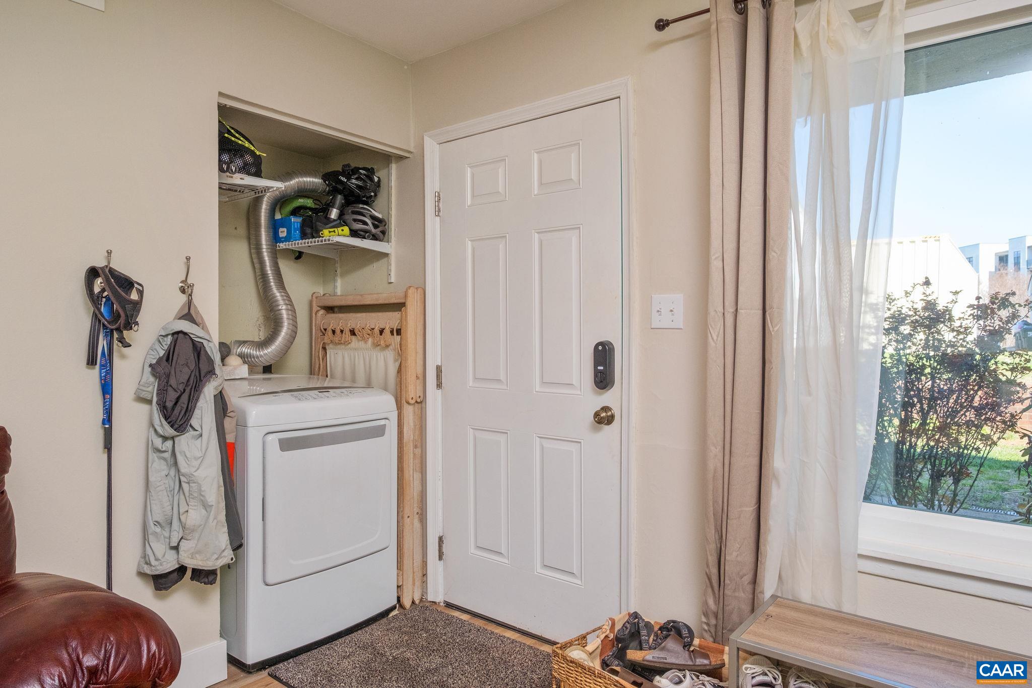 1908 INGLEWOOD DR, CHARLOTTESVILLE, Virginia 22901, 2 Bedrooms Bedrooms, ,2 BathroomsBathrooms,Residential,1908 INGLEWOOD DR,674589 MLS # 674589 1908 INGLEWOOD DR, CHARLOTTESVILLE, Virginia 22901, 2 Bedrooms Bedrooms, ,2 BathroomsBathrooms,Residential,1908 INGLEWOOD DR,674589 MLS # 674589