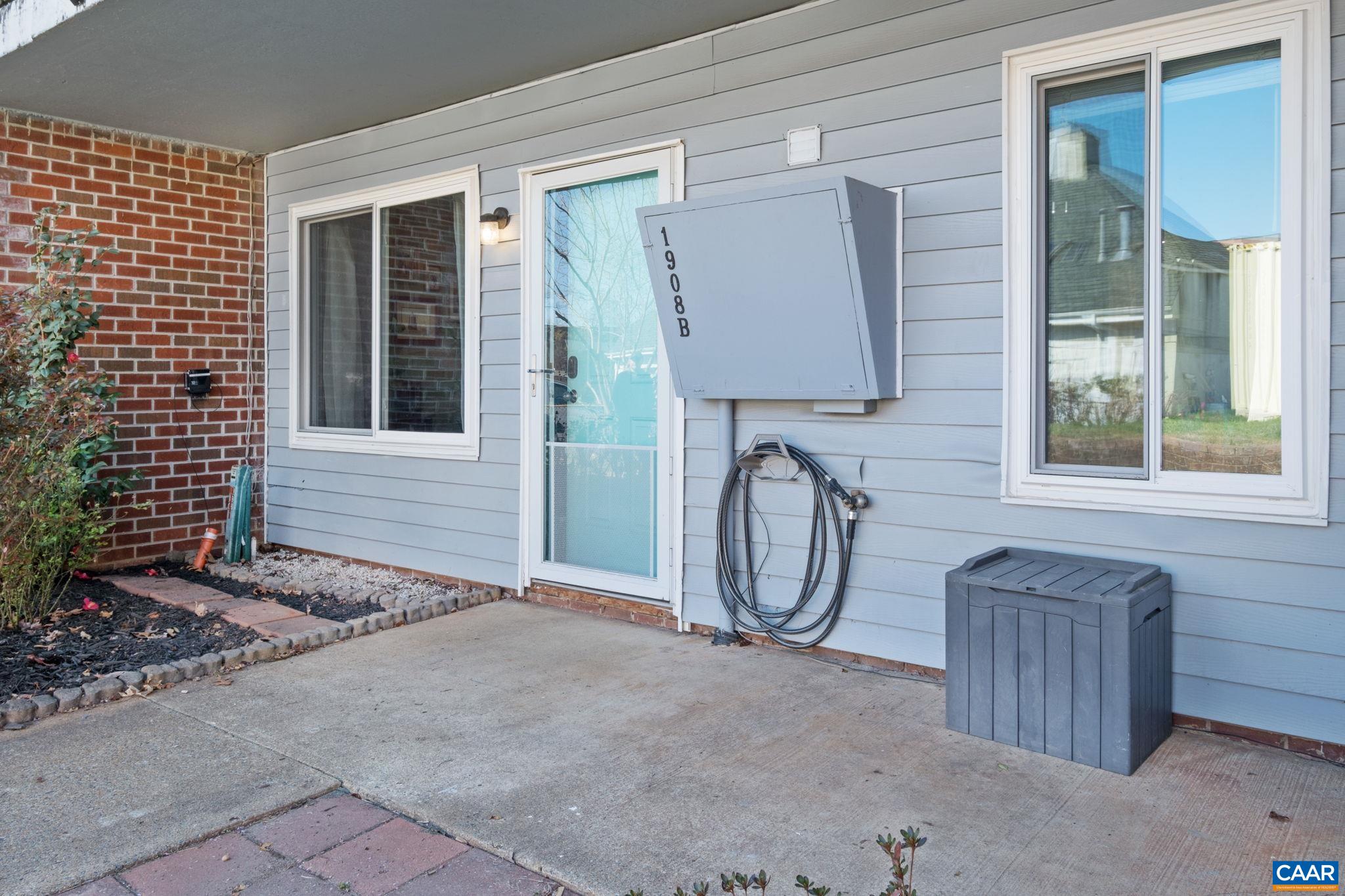 1908 INGLEWOOD DR, CHARLOTTESVILLE, Virginia 22901, 2 Bedrooms Bedrooms, ,2 BathroomsBathrooms,Residential,1908 INGLEWOOD DR,674589 MLS # 674589 1908 INGLEWOOD DR, CHARLOTTESVILLE, Virginia 22901, 2 Bedrooms Bedrooms, ,2 BathroomsBathrooms,Residential,1908 INGLEWOOD DR,674589 MLS # 674589