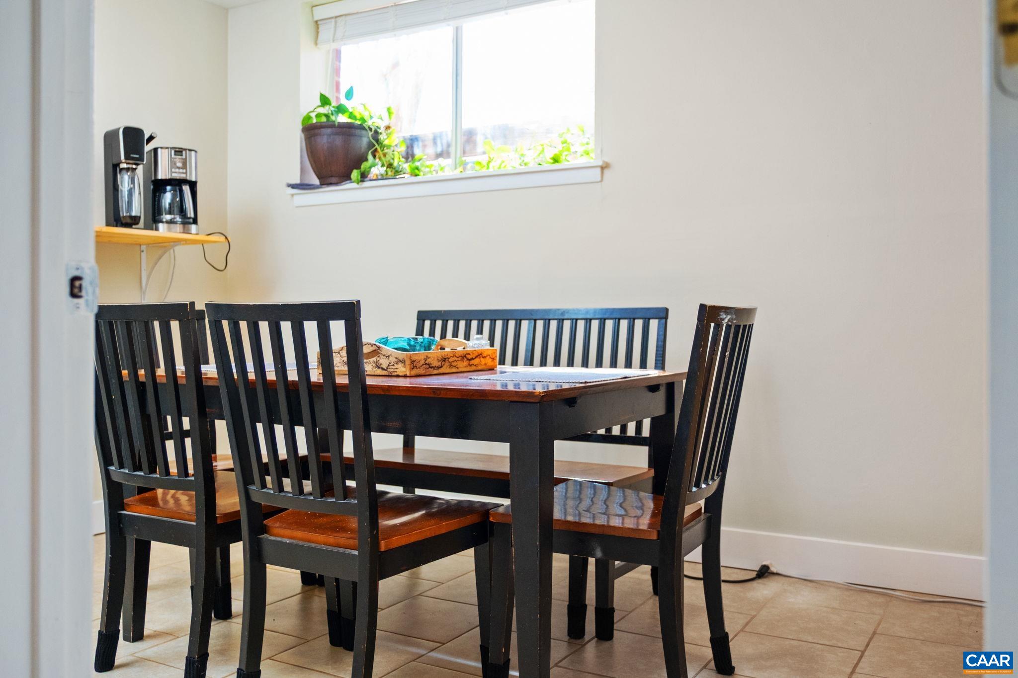 1908 INGLEWOOD DR, CHARLOTTESVILLE, Virginia 22901, 2 Bedrooms Bedrooms, ,2 BathroomsBathrooms,Residential,1908 INGLEWOOD DR,674589 MLS # 674589 1908 INGLEWOOD DR, CHARLOTTESVILLE, Virginia 22901, 2 Bedrooms Bedrooms, ,2 BathroomsBathrooms,Residential,1908 INGLEWOOD DR,674589 MLS # 674589