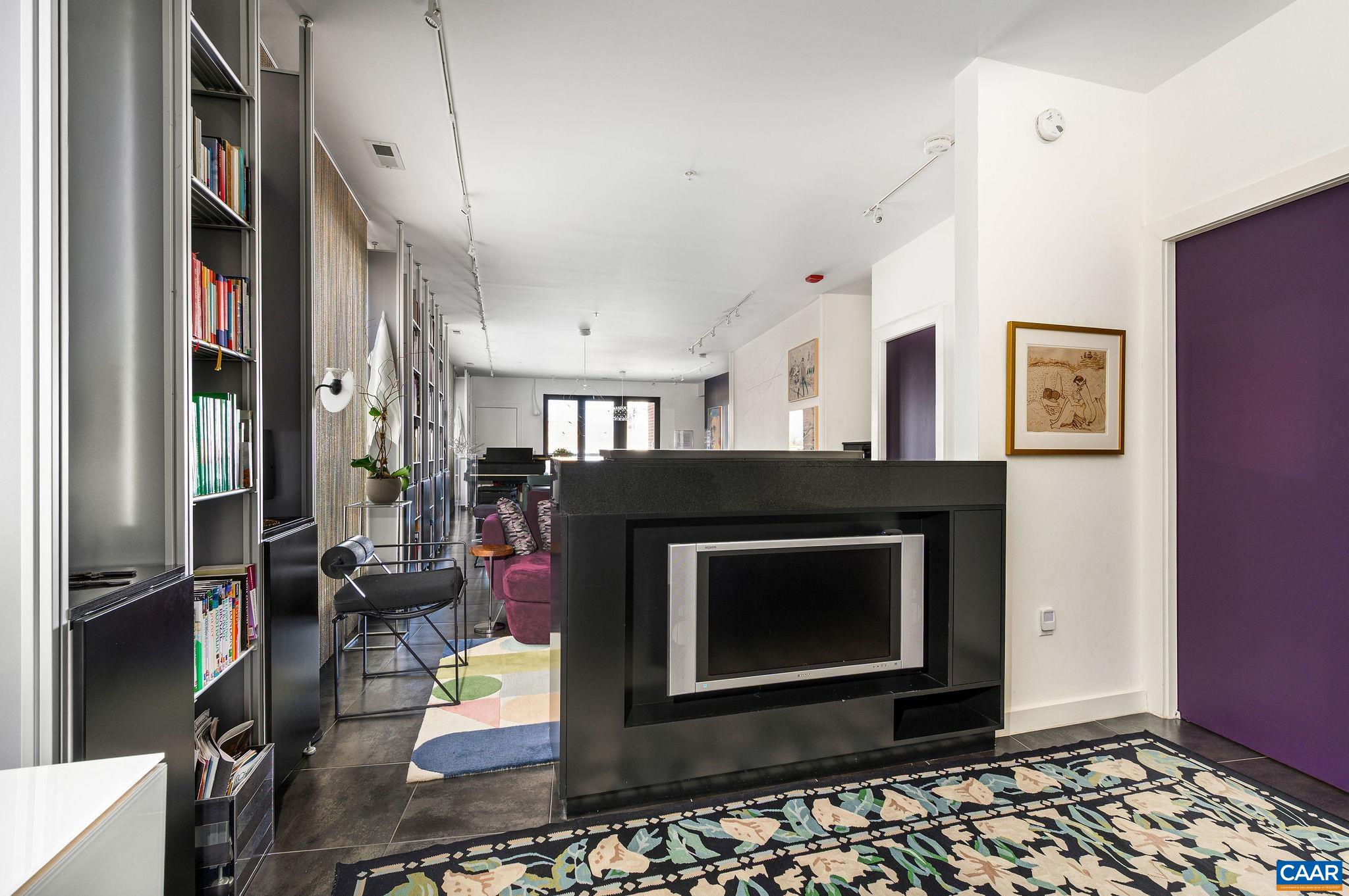 200 GARRETT ST, CHARLOTTESVILLE, Virginia 22902, 1 Bedroom Bedrooms, ,2 BathroomsBathrooms,Residential,The Gleason,200 GARRETT ST,674590 MLS # 674590