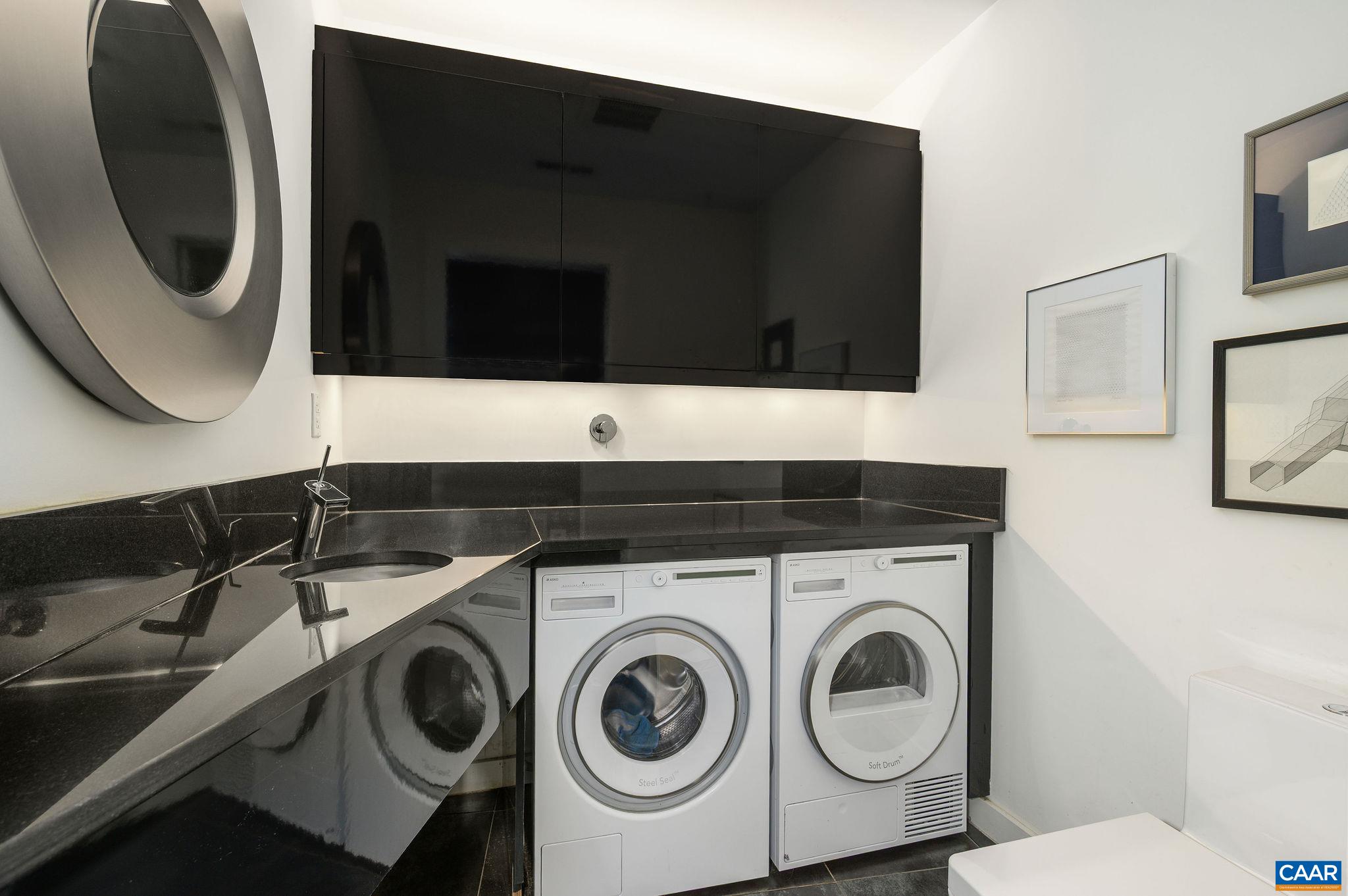 200 GARRETT ST, CHARLOTTESVILLE, Virginia 22902, 1 Bedroom Bedrooms, ,2 BathroomsBathrooms,Residential,The Gleason,200 GARRETT ST,674590 MLS # 674590