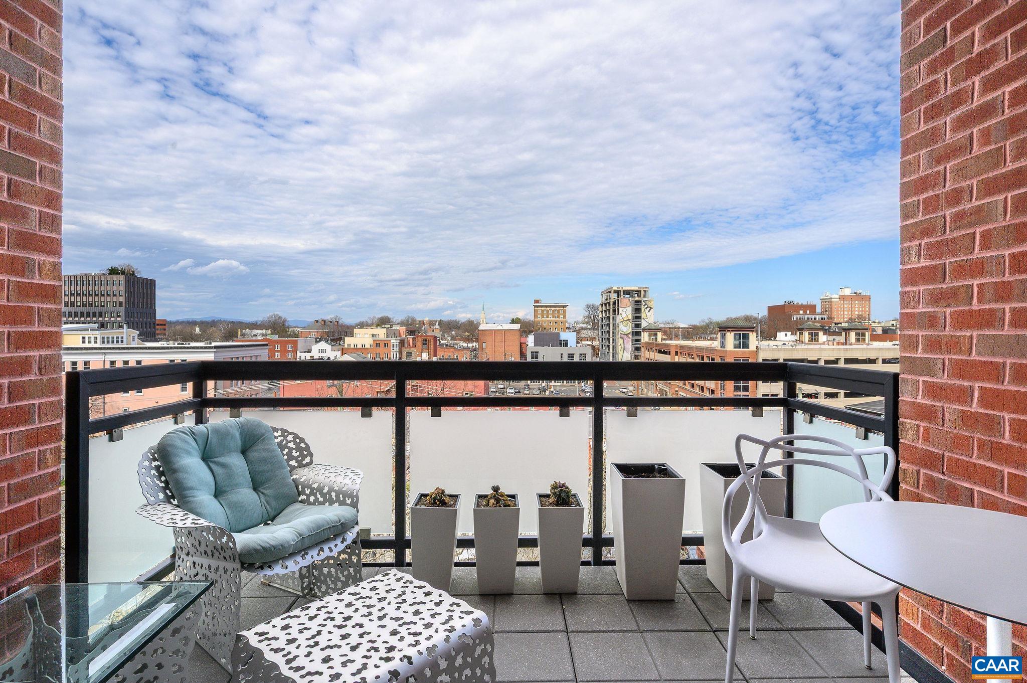 200 GARRETT ST, CHARLOTTESVILLE, Virginia 22902, 1 Bedroom Bedrooms, ,2 BathroomsBathrooms,Residential,The Gleason,200 GARRETT ST,674590 MLS # 674590