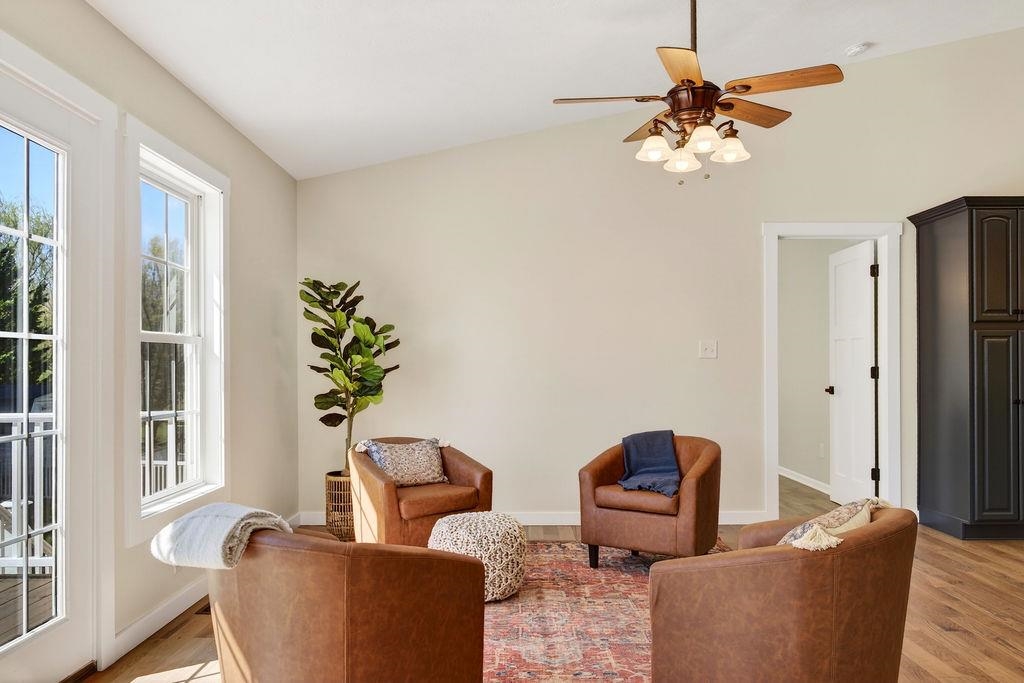 70 WINDSOR DR, FISHERSVILLE, Virginia 22939, 5 Bedrooms Bedrooms, ,3 BathroomsBathrooms,Residential,70 WINDSOR DR,674594 MLS # 674594