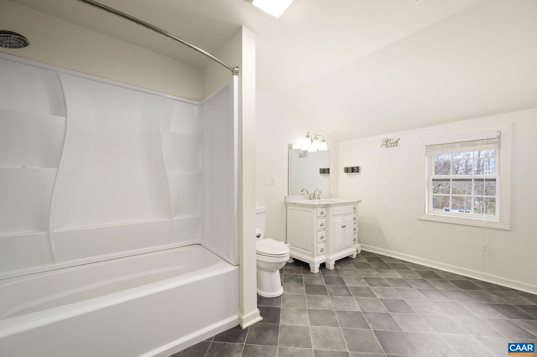 5029 GREEN CREEK RD, SCHUYLER, Virginia 22969, 3 Bedrooms Bedrooms, ,2 BathroomsBathrooms,Residential,5029 GREEN CREEK RD,674600 MLS # 674600