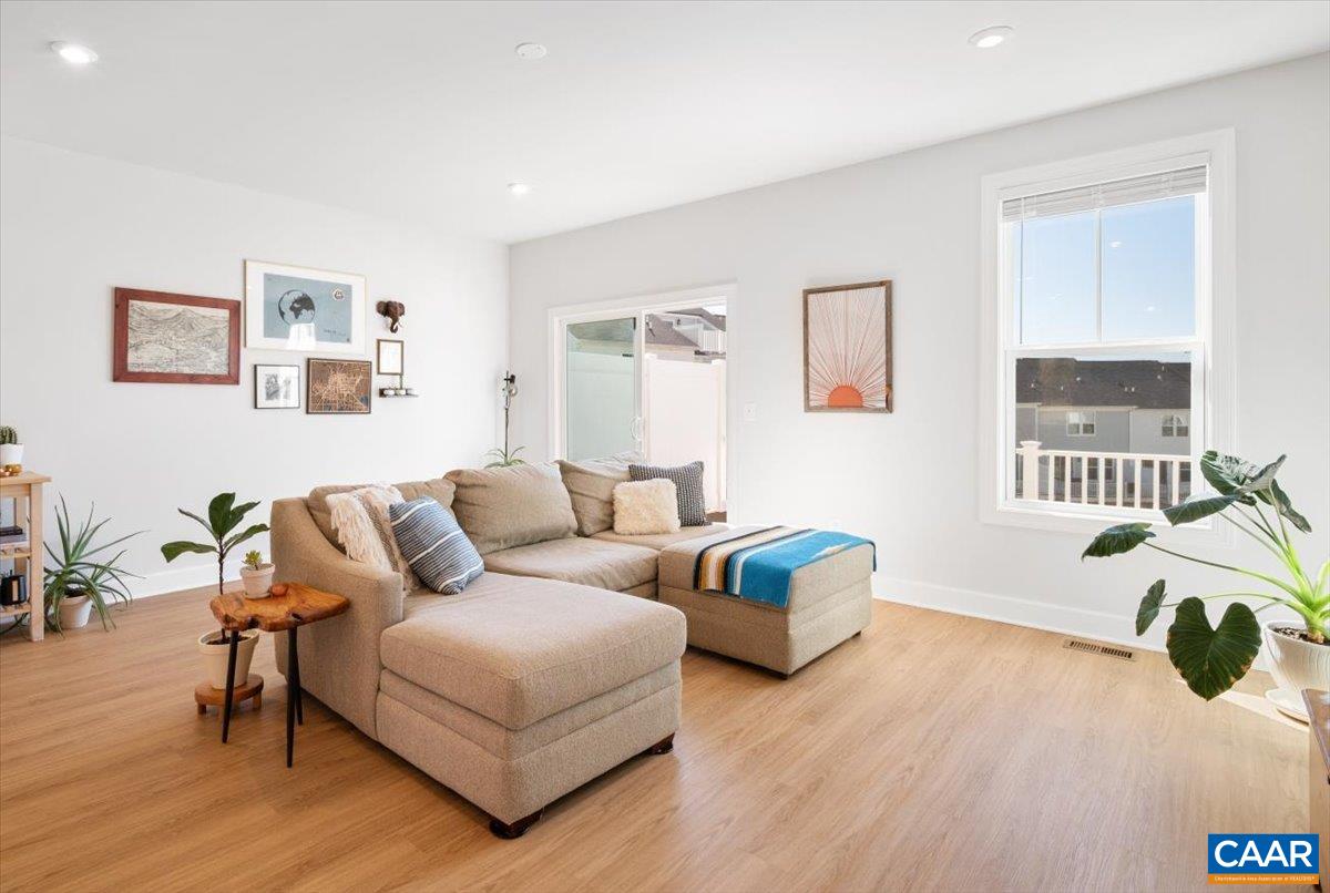 5963 MCCOMB ST, CROZET, Virginia 22932, 4 Bedrooms Bedrooms, ,3 BathroomsBathrooms,Residential,5963 MCCOMB ST,674602 MLS # 674602