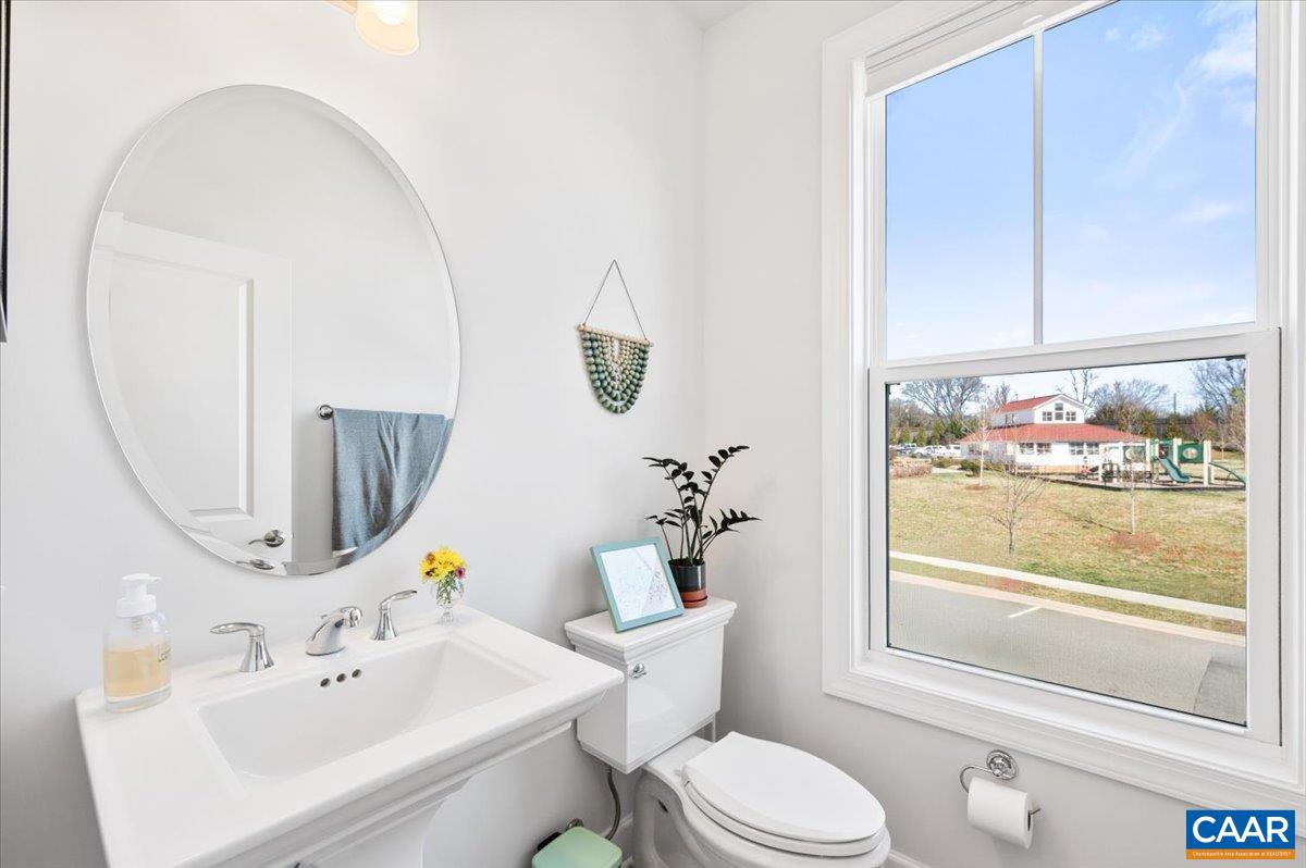 5963 MCCOMB ST, CROZET, Virginia 22932, 4 Bedrooms Bedrooms, ,3 BathroomsBathrooms,Residential,5963 MCCOMB ST,674602 MLS # 674602