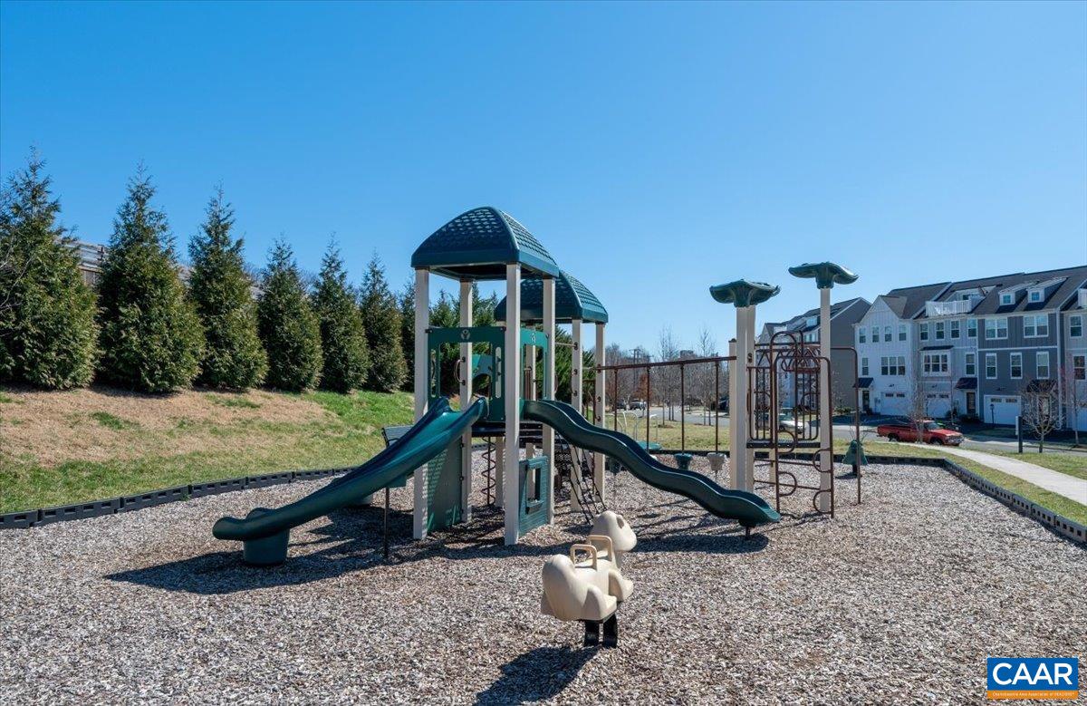 5963 MCCOMB ST, CROZET, Virginia 22932, 4 Bedrooms Bedrooms, ,3 BathroomsBathrooms,Residential,5963 MCCOMB ST,674602 MLS # 674602