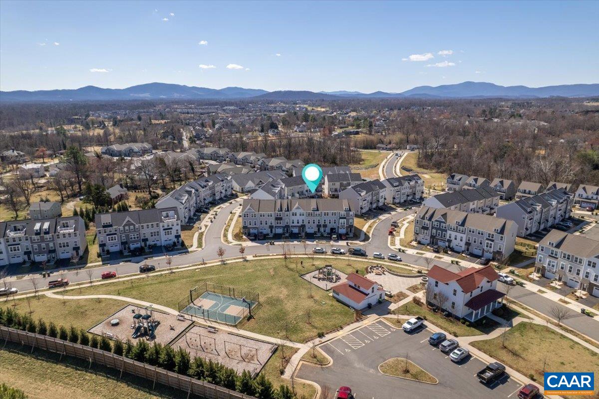 5963 MCCOMB ST, CROZET, Virginia 22932, 4 Bedrooms Bedrooms, ,3 BathroomsBathrooms,Residential,5963 MCCOMB ST,674602 MLS # 674602