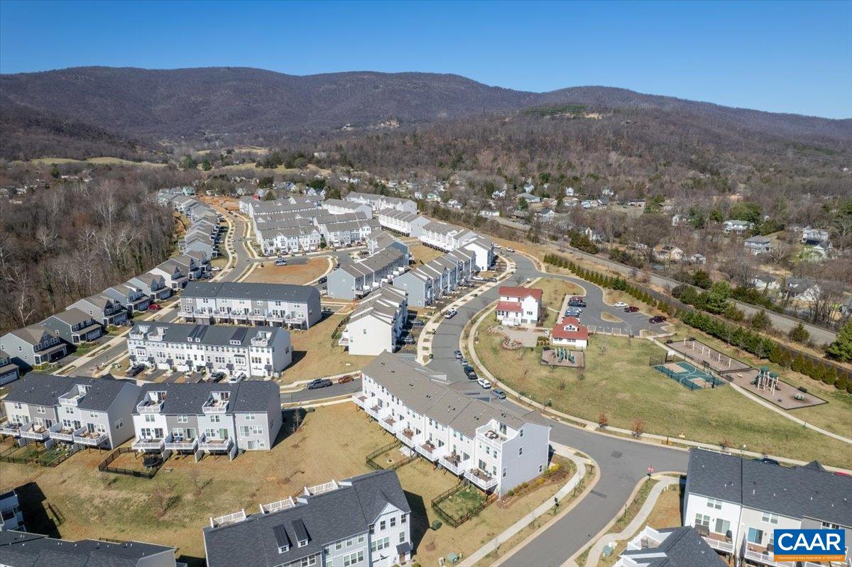 5963 MCCOMB ST, CROZET, Virginia 22932, 4 Bedrooms Bedrooms, ,3 BathroomsBathrooms,Residential,5963 MCCOMB ST,674602 MLS # 674602