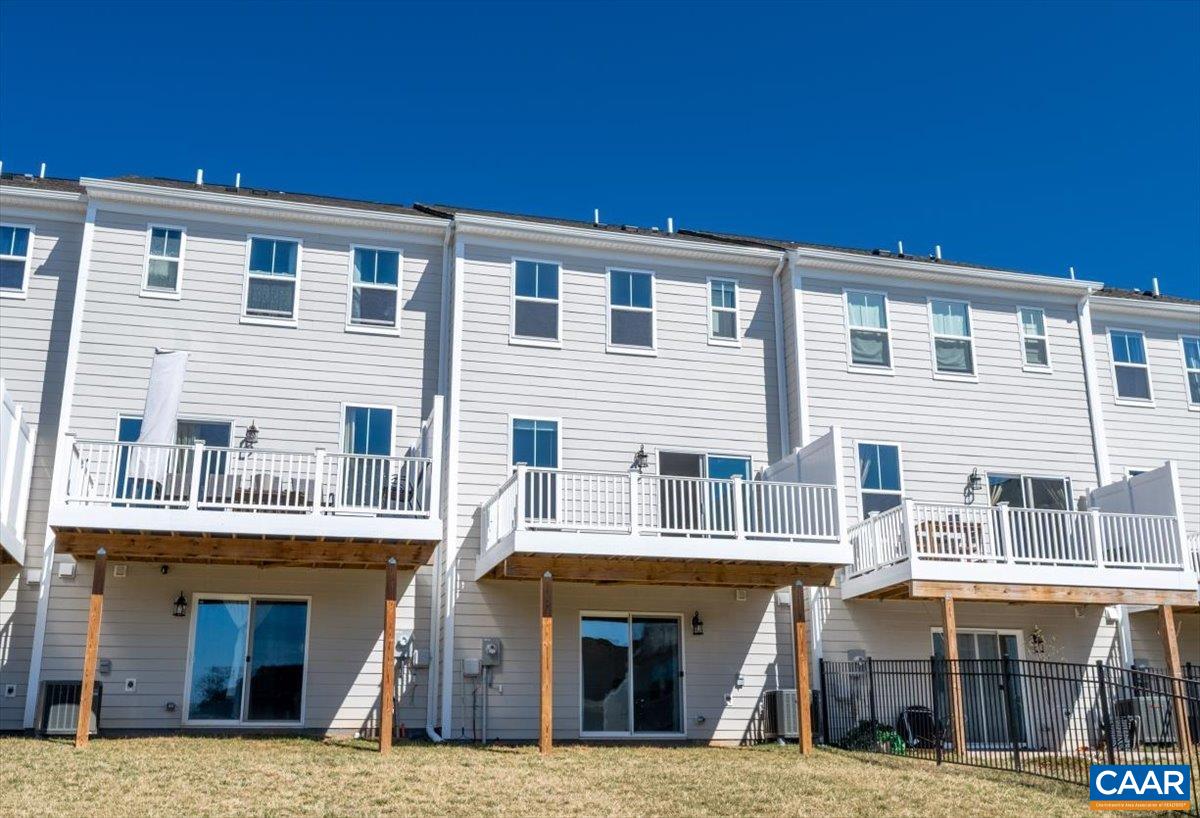 5963 MCCOMB ST, CROZET, Virginia 22932, 4 Bedrooms Bedrooms, ,3 BathroomsBathrooms,Residential,5963 MCCOMB ST,674602 MLS # 674602