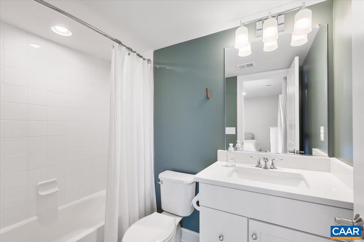 5963 MCCOMB ST, CROZET, Virginia 22932, 4 Bedrooms Bedrooms, ,3 BathroomsBathrooms,Residential,5963 MCCOMB ST,674602 MLS # 674602