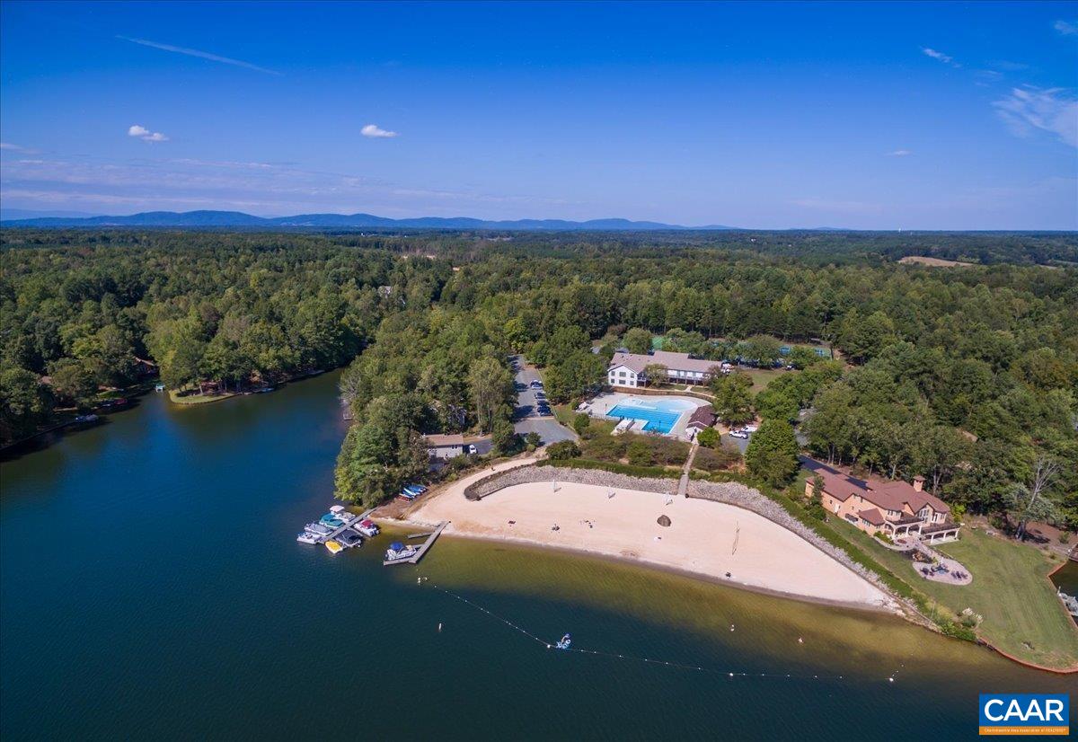 12 BARRETT ST, LAKE MONTICELLO, Virginia 22963, 3 Bedrooms Bedrooms, ,2 BathroomsBathrooms,Residential,12 BARRETT ST,674606 MLS # 674606