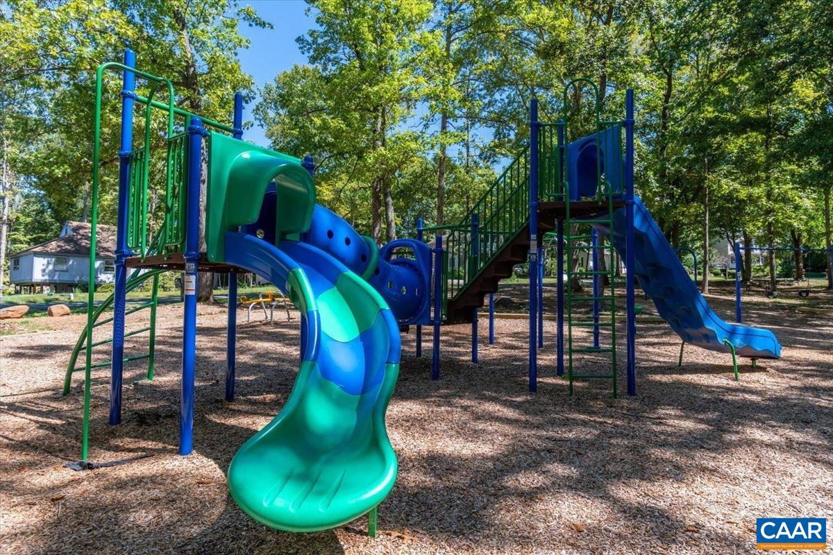 12 BARRETT ST, LAKE MONTICELLO, Virginia 22963, 3 Bedrooms Bedrooms, ,2 BathroomsBathrooms,Residential,12 BARRETT ST,674606 MLS # 674606