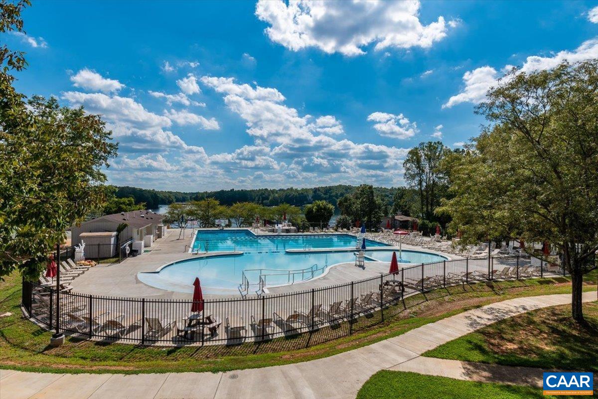 12 BARRETT ST, LAKE MONTICELLO, Virginia 22963, 3 Bedrooms Bedrooms, ,2 BathroomsBathrooms,Residential,12 BARRETT ST,674606 MLS # 674606