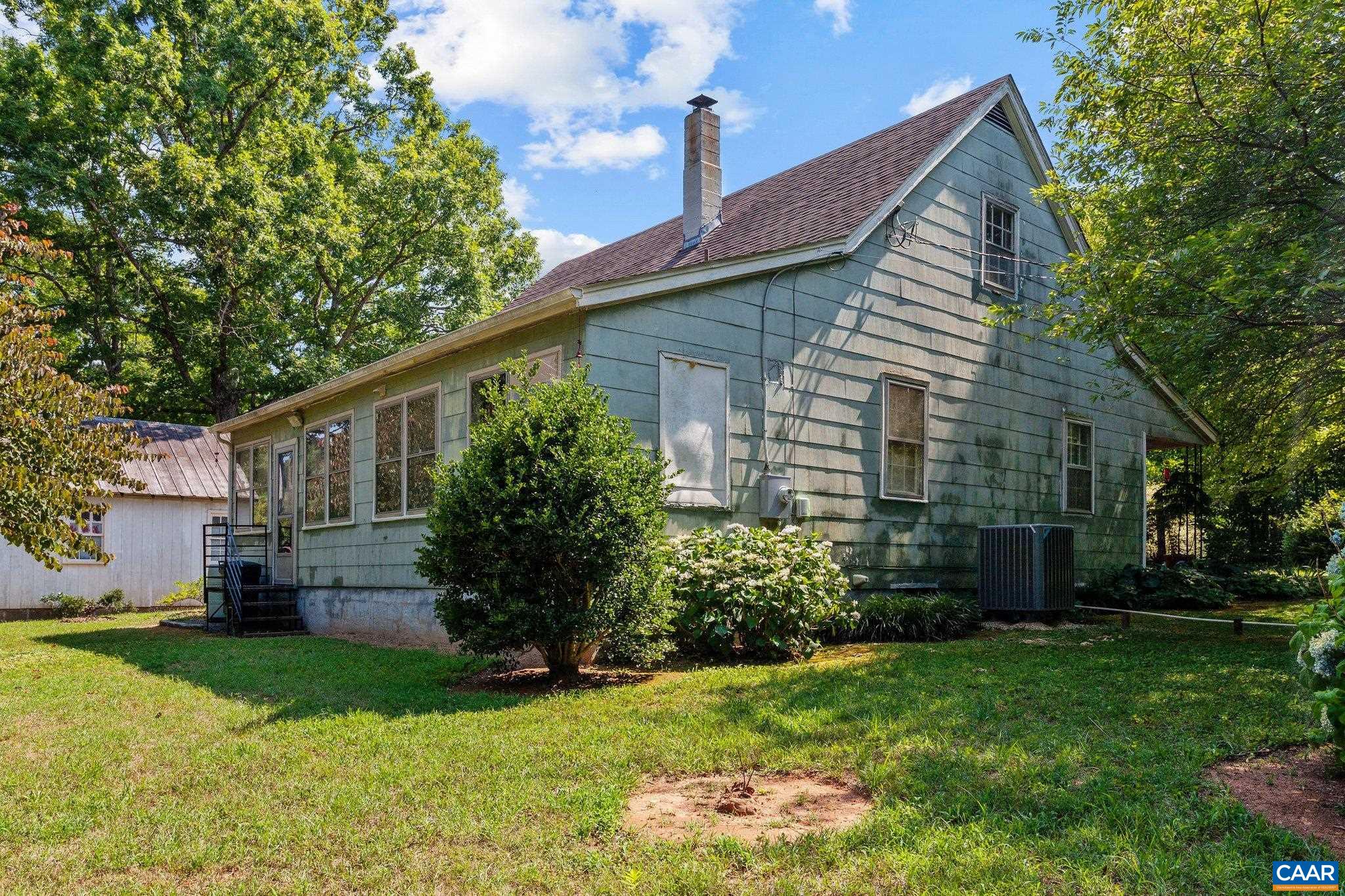 246 THE CROSS RD, SCOTTSVILLE, Virginia 24590, 3 Bedrooms Bedrooms, ,1 BathroomBathrooms,Residential,246 THE CROSS RD,674607 MLS # 674607 246 THE CROSS RD, SCOTTSVILLE, Virginia 24590, 3 Bedrooms Bedrooms, ,1 BathroomBathrooms,Residential,246 THE CROSS RD,674607 MLS # 674607