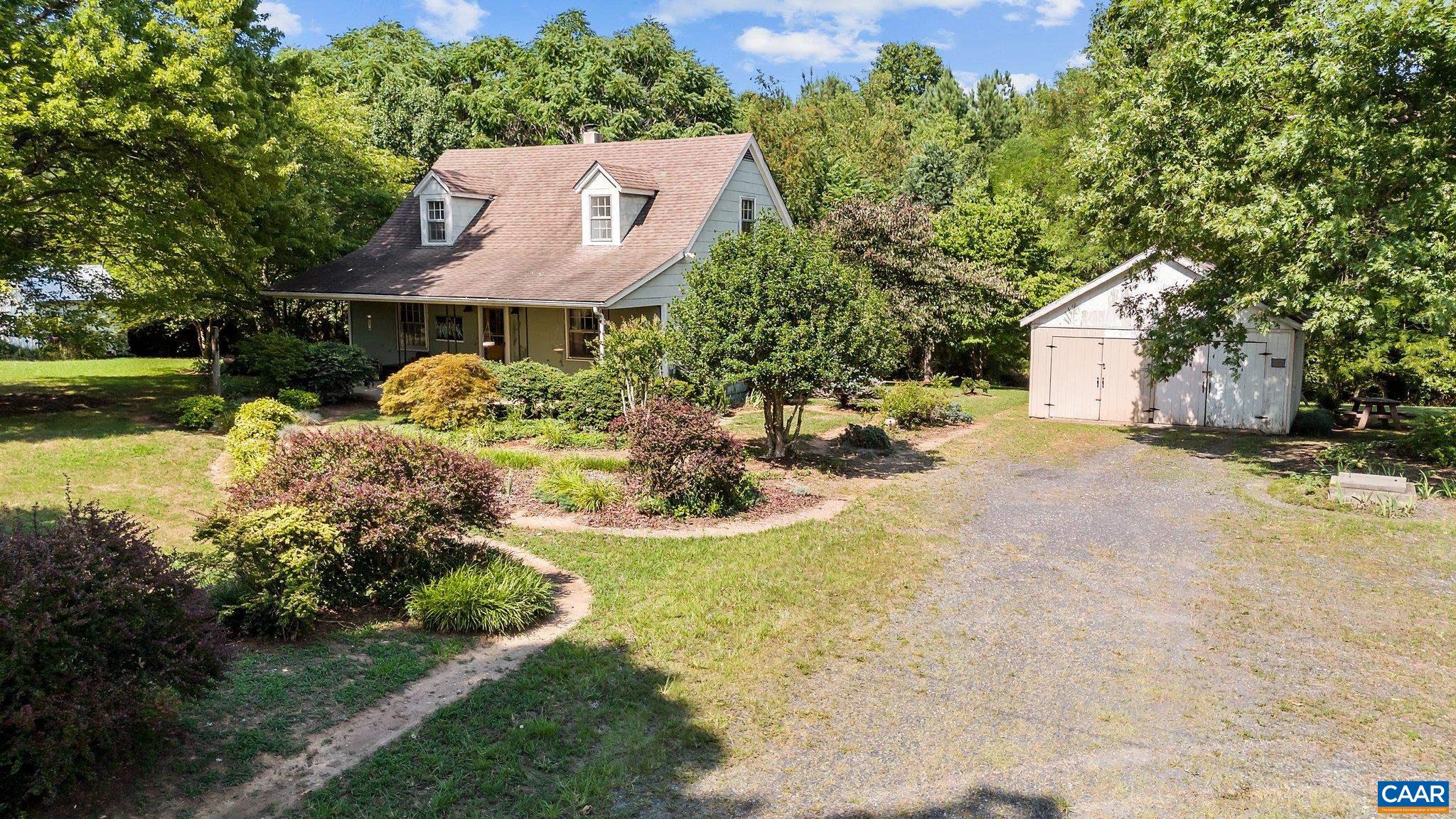 246 THE CROSS RD, SCOTTSVILLE, Virginia 24590, 3 Bedrooms Bedrooms, ,1 BathroomBathrooms,Residential,246 THE CROSS RD,674607 MLS # 674607 246 THE CROSS RD, SCOTTSVILLE, Virginia 24590, 3 Bedrooms Bedrooms, ,1 BathroomBathrooms,Residential,246 THE CROSS RD,674607 MLS # 674607