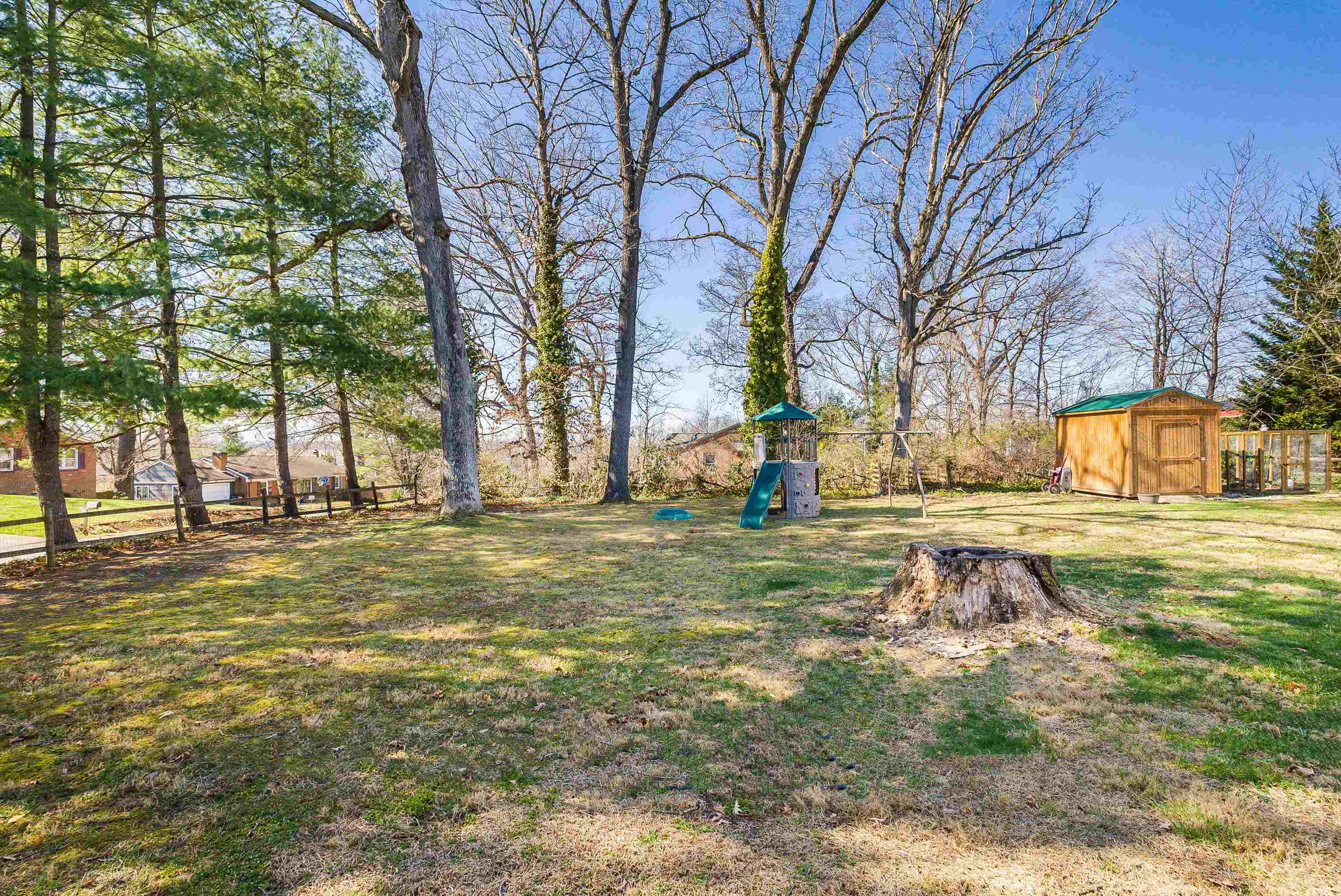 13 RIDGEWOOD DR, VERONA, Virginia 24482, 3 Bedrooms Bedrooms, ,2 BathroomsBathrooms,Residential,13 RIDGEWOOD DR,674608 MLS # 674608 13 RIDGEWOOD DR, VERONA, Virginia 24482, 3 Bedrooms Bedrooms, ,2 BathroomsBathrooms,Residential,13 RIDGEWOOD DR,674608 MLS # 674608