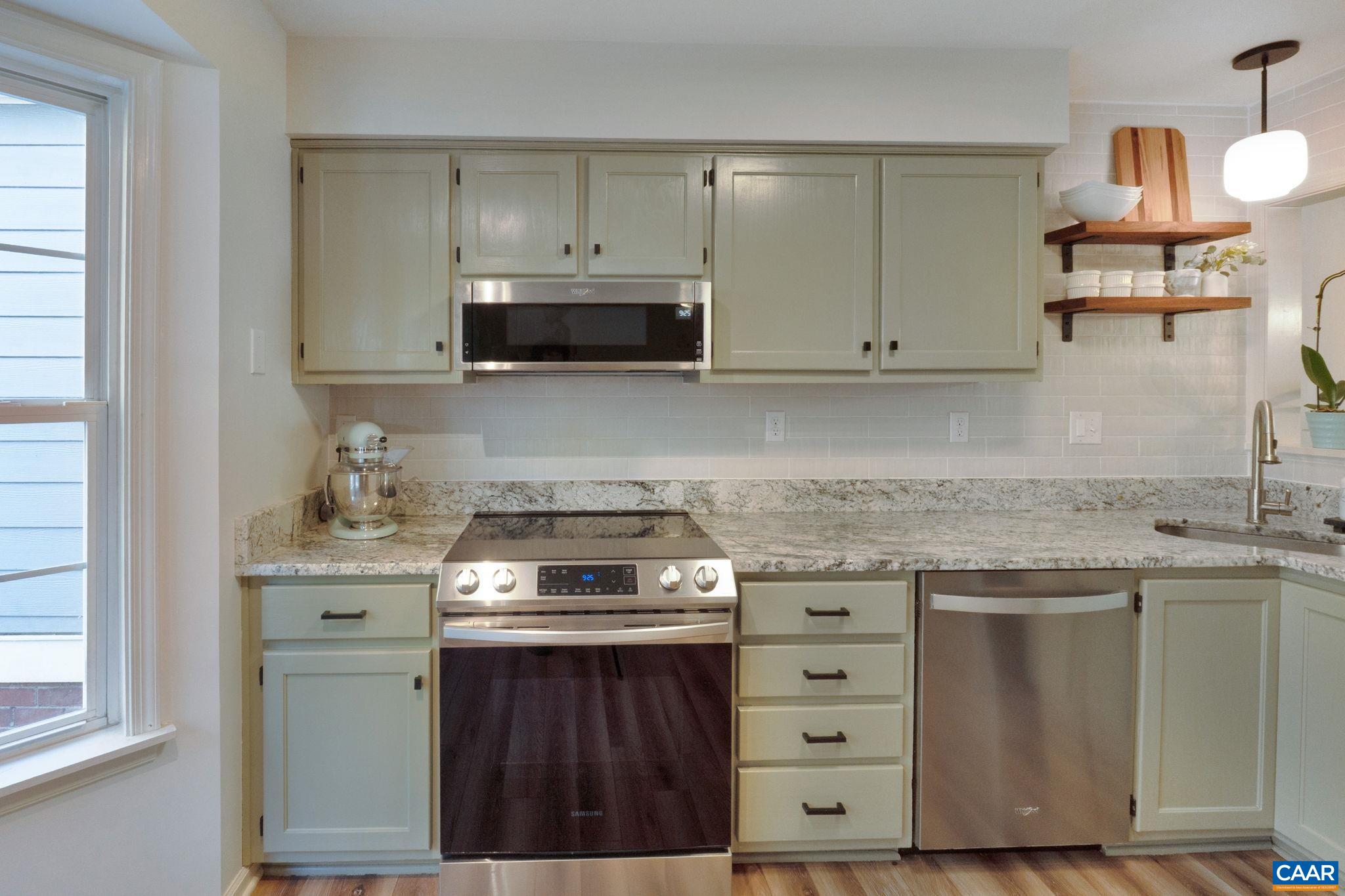 3278 GATEWAY CIR, CHARLOTTESVILLE, Virginia 22911, 3 Bedrooms Bedrooms, ,2 BathroomsBathrooms,Residential,3278 GATEWAY CIR,674609 MLS # 674609 3278 GATEWAY CIR, CHARLOTTESVILLE, Virginia 22911, 3 Bedrooms Bedrooms, ,2 BathroomsBathrooms,Residential,3278 GATEWAY CIR,674609 MLS # 674609