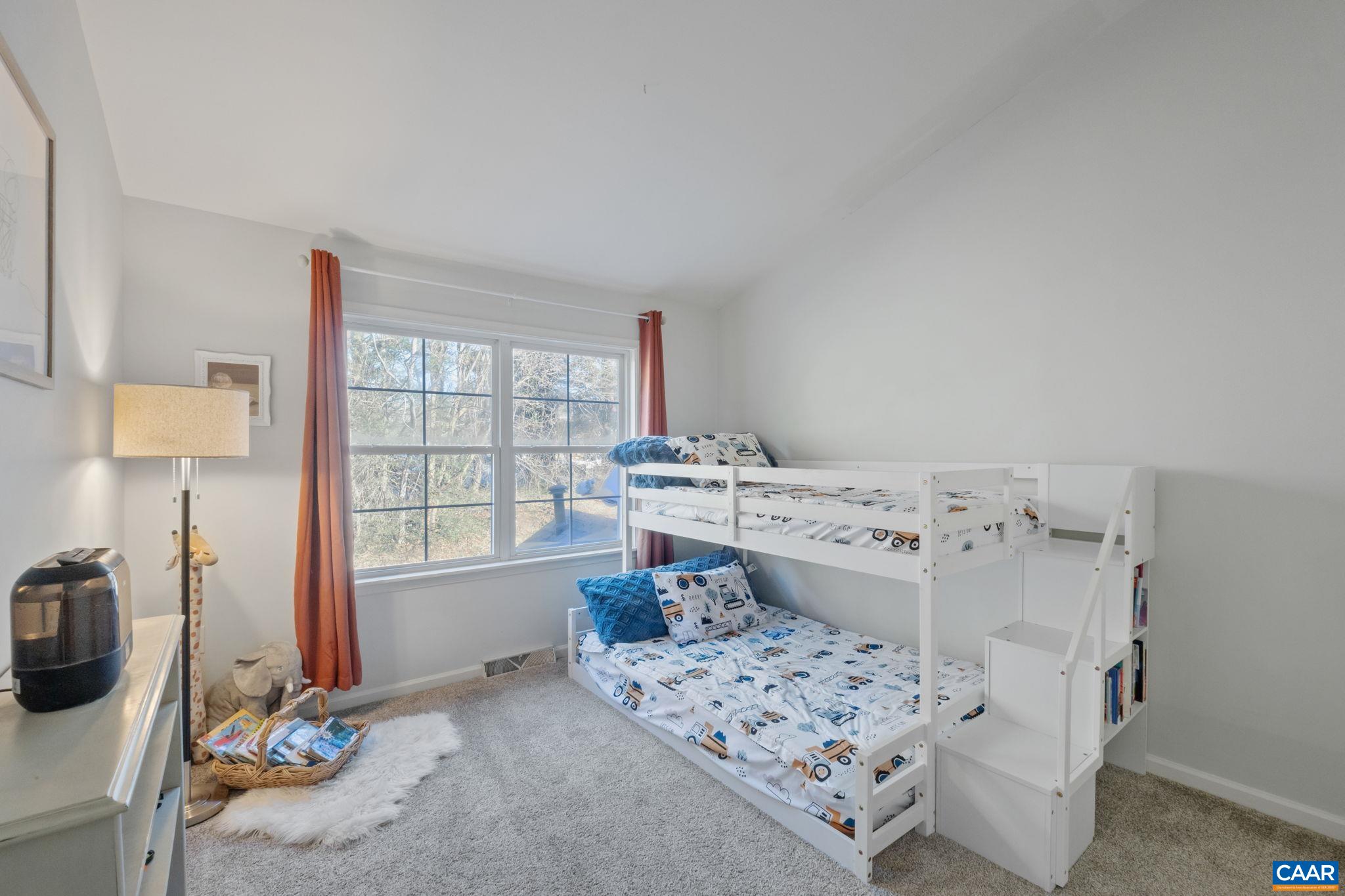 3278 GATEWAY CIR, CHARLOTTESVILLE, Virginia 22911, 3 Bedrooms Bedrooms, ,2 BathroomsBathrooms,Residential,3278 GATEWAY CIR,674609 MLS # 674609 3278 GATEWAY CIR, CHARLOTTESVILLE, Virginia 22911, 3 Bedrooms Bedrooms, ,2 BathroomsBathrooms,Residential,3278 GATEWAY CIR,674609 MLS # 674609