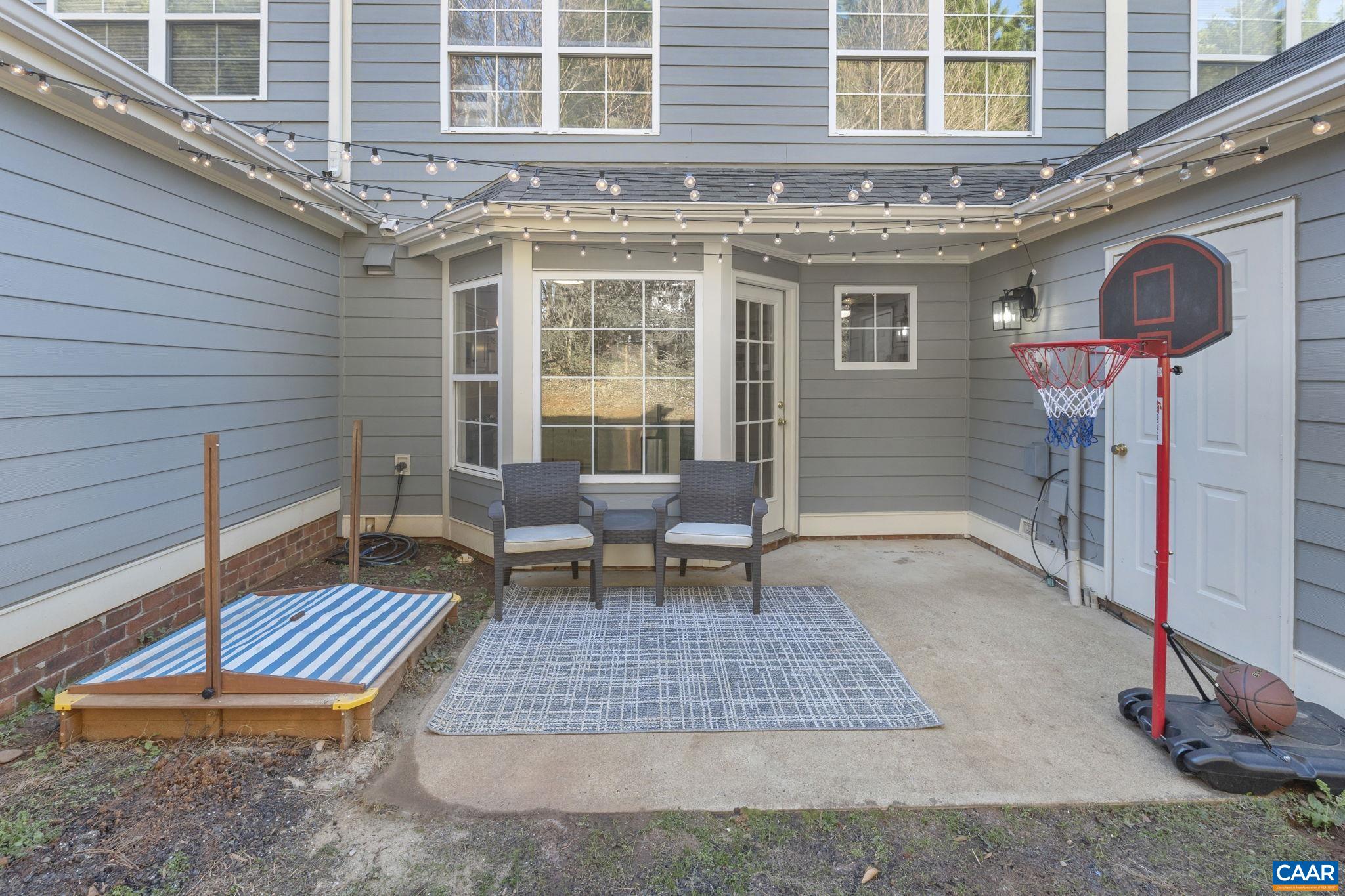 3278 GATEWAY CIR, CHARLOTTESVILLE, Virginia 22911, 3 Bedrooms Bedrooms, ,2 BathroomsBathrooms,Residential,3278 GATEWAY CIR,674609 MLS # 674609 3278 GATEWAY CIR, CHARLOTTESVILLE, Virginia 22911, 3 Bedrooms Bedrooms, ,2 BathroomsBathrooms,Residential,3278 GATEWAY CIR,674609 MLS # 674609