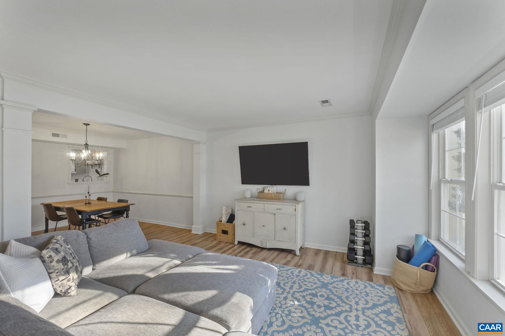 3278 GATEWAY CIR, CHARLOTTESVILLE, Virginia 22911, 3 Bedrooms Bedrooms, ,2 BathroomsBathrooms,Residential,3278 GATEWAY CIR,674609 MLS # 674609 3278 GATEWAY CIR, CHARLOTTESVILLE, Virginia 22911, 3 Bedrooms Bedrooms, ,2 BathroomsBathrooms,Residential,3278 GATEWAY CIR,674609 MLS # 674609