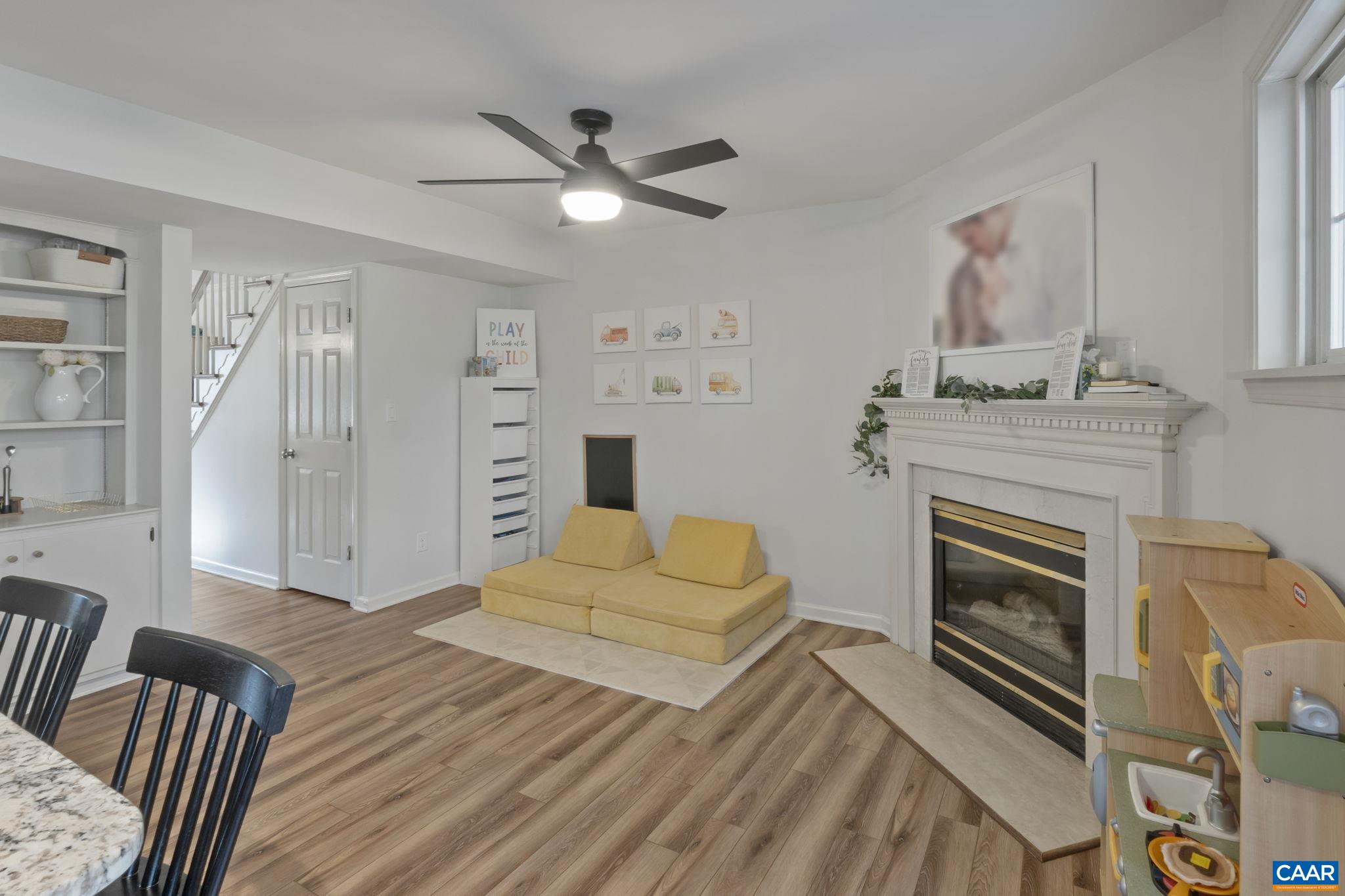 3278 GATEWAY CIR, CHARLOTTESVILLE, Virginia 22911, 3 Bedrooms Bedrooms, ,2 BathroomsBathrooms,Residential,3278 GATEWAY CIR,674609 MLS # 674609 3278 GATEWAY CIR, CHARLOTTESVILLE, Virginia 22911, 3 Bedrooms Bedrooms, ,2 BathroomsBathrooms,Residential,3278 GATEWAY CIR,674609 MLS # 674609