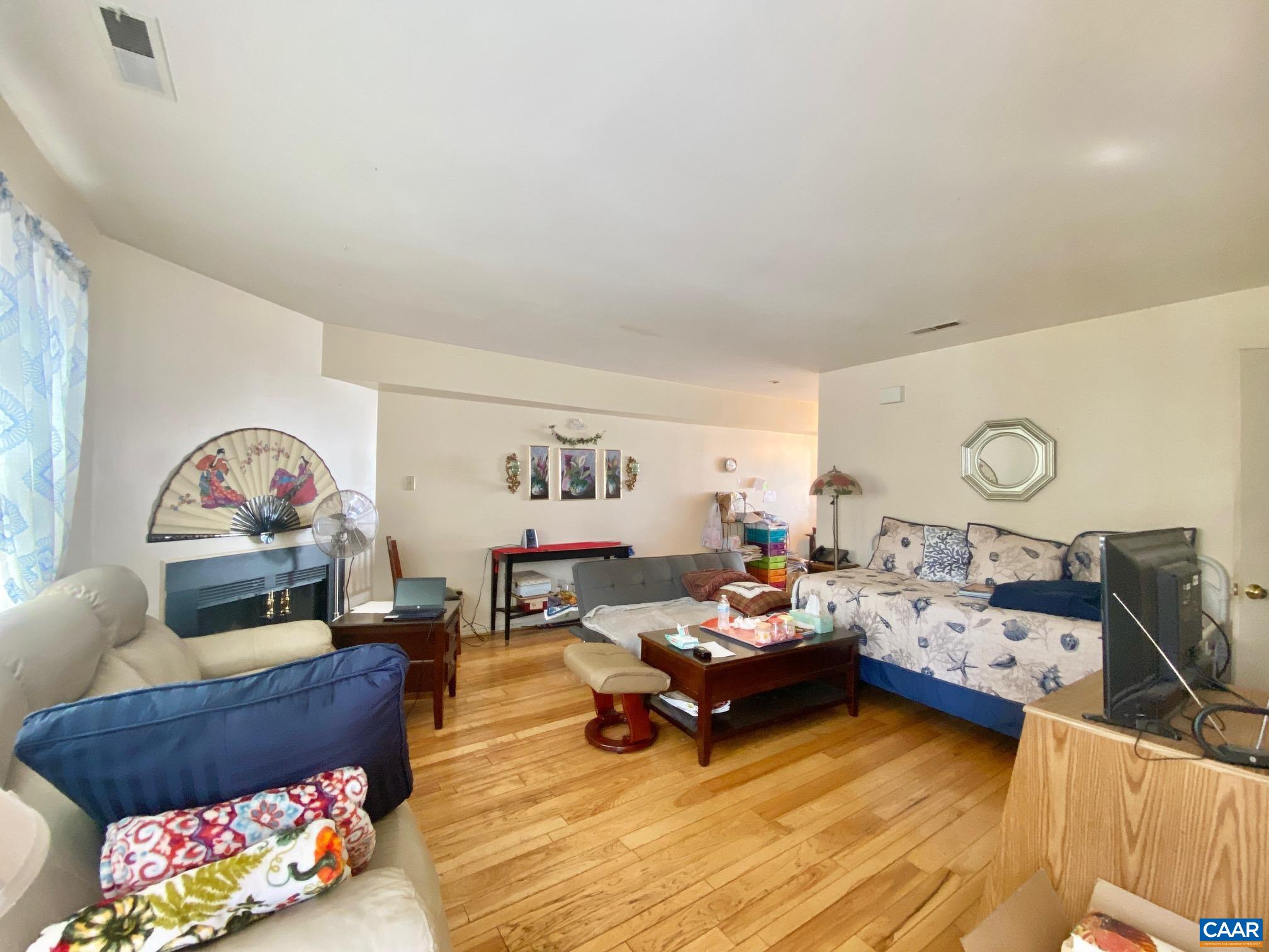 975 RIVES ST, CHARLOTTESVILLE, Virginia 22902, 3 Bedrooms Bedrooms, ,1 BathroomBathrooms,Residential,975 RIVES ST,674612 MLS # 674612 975 RIVES ST, CHARLOTTESVILLE, Virginia 22902, 3 Bedrooms Bedrooms, ,1 BathroomBathrooms,Residential,975 RIVES ST,674612 MLS # 674612