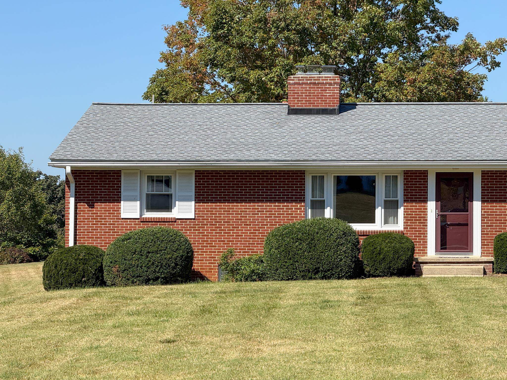 47 GISH LN, STAUNTON, Virginia 24401, 3 Bedrooms Bedrooms, ,1 BathroomBathrooms,Residential,47 GISH LN,674615 MLS # 674615 47 GISH LN, STAUNTON, Virginia 24401, 3 Bedrooms Bedrooms, ,1 BathroomBathrooms,Residential,47 GISH LN,674615 MLS # 674615