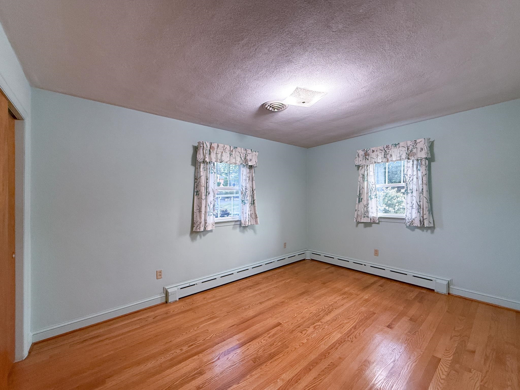 47 GISH LN, STAUNTON, Virginia 24401, 3 Bedrooms Bedrooms, ,1 BathroomBathrooms,Residential,47 GISH LN,674615 MLS # 674615 47 GISH LN, STAUNTON, Virginia 24401, 3 Bedrooms Bedrooms, ,1 BathroomBathrooms,Residential,47 GISH LN,674615 MLS # 674615