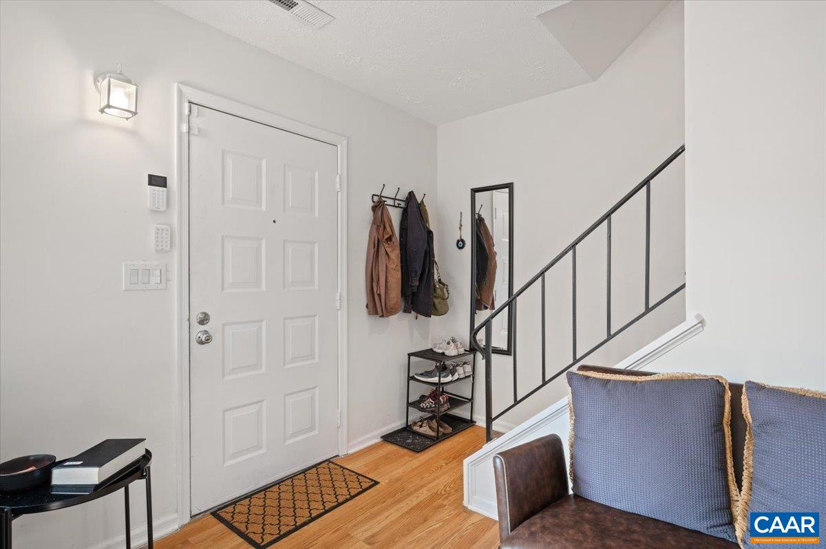 623 BAILEY RD, CHARLOTTESVILLE, Virginia 22903, 3 Bedrooms Bedrooms, ,1 BathroomBathrooms,Residential,623 BAILEY RD,674616 MLS # 674616 623 BAILEY RD, CHARLOTTESVILLE, Virginia 22903, 3 Bedrooms Bedrooms, ,1 BathroomBathrooms,Residential,623 BAILEY RD,674616 MLS # 674616