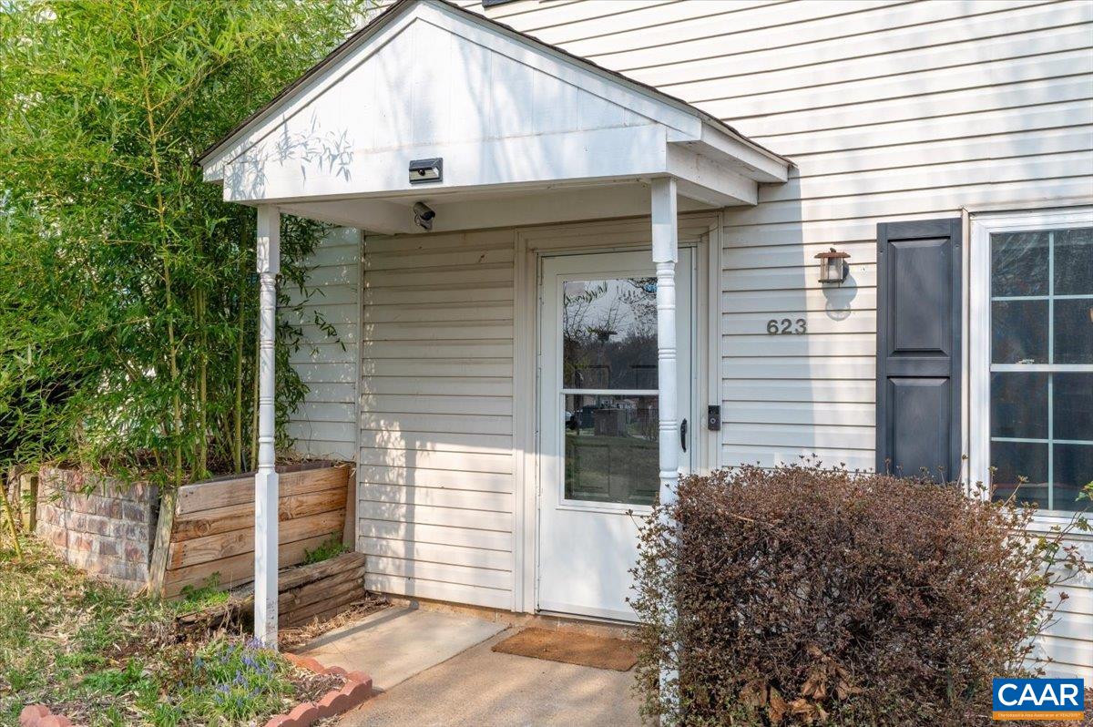 623 BAILEY RD, CHARLOTTESVILLE, Virginia 22903, 3 Bedrooms Bedrooms, ,1 BathroomBathrooms,Residential,623 BAILEY RD,674616 MLS # 674616 623 BAILEY RD, CHARLOTTESVILLE, Virginia 22903, 3 Bedrooms Bedrooms, ,1 BathroomBathrooms,Residential,623 BAILEY RD,674616 MLS # 674616