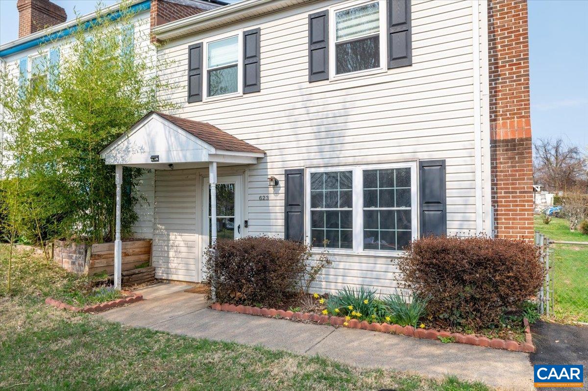 623 BAILEY RD, CHARLOTTESVILLE, Virginia 22903, 3 Bedrooms Bedrooms, ,1 BathroomBathrooms,Residential,623 BAILEY RD,674616 MLS # 674616 623 BAILEY RD, CHARLOTTESVILLE, Virginia 22903, 3 Bedrooms Bedrooms, ,1 BathroomBathrooms,Residential,623 BAILEY RD,674616 MLS # 674616