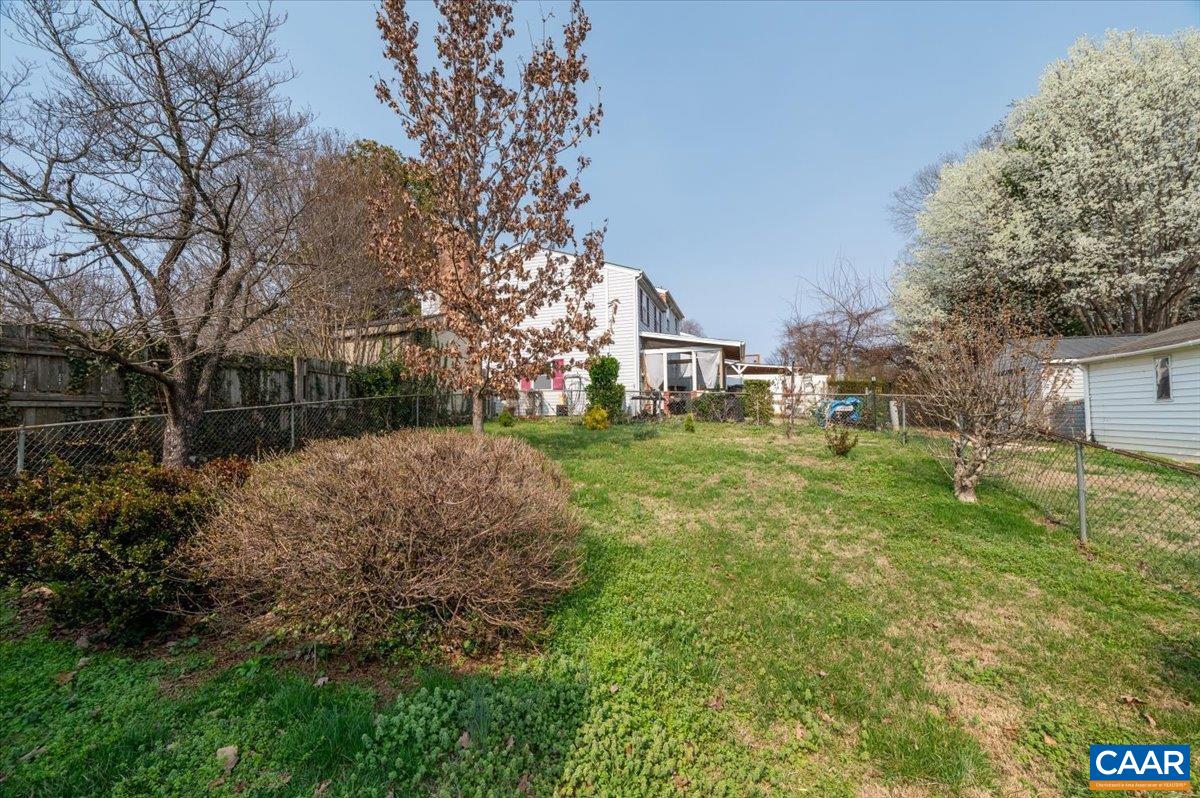 623 BAILEY RD, CHARLOTTESVILLE, Virginia 22903, 3 Bedrooms Bedrooms, ,1 BathroomBathrooms,Residential,623 BAILEY RD,674616 MLS # 674616 623 BAILEY RD, CHARLOTTESVILLE, Virginia 22903, 3 Bedrooms Bedrooms, ,1 BathroomBathrooms,Residential,623 BAILEY RD,674616 MLS # 674616