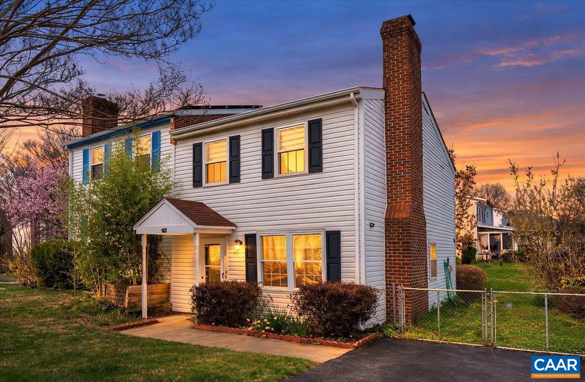 623 BAILEY RD, CHARLOTTESVILLE, Virginia 22903, 3 Bedrooms Bedrooms, ,1 BathroomBathrooms,Residential,623 BAILEY RD,674616 MLS # 674616 623 BAILEY RD, CHARLOTTESVILLE, Virginia 22903, 3 Bedrooms Bedrooms, ,1 BathroomBathrooms,Residential,623 BAILEY RD,674616 MLS # 674616