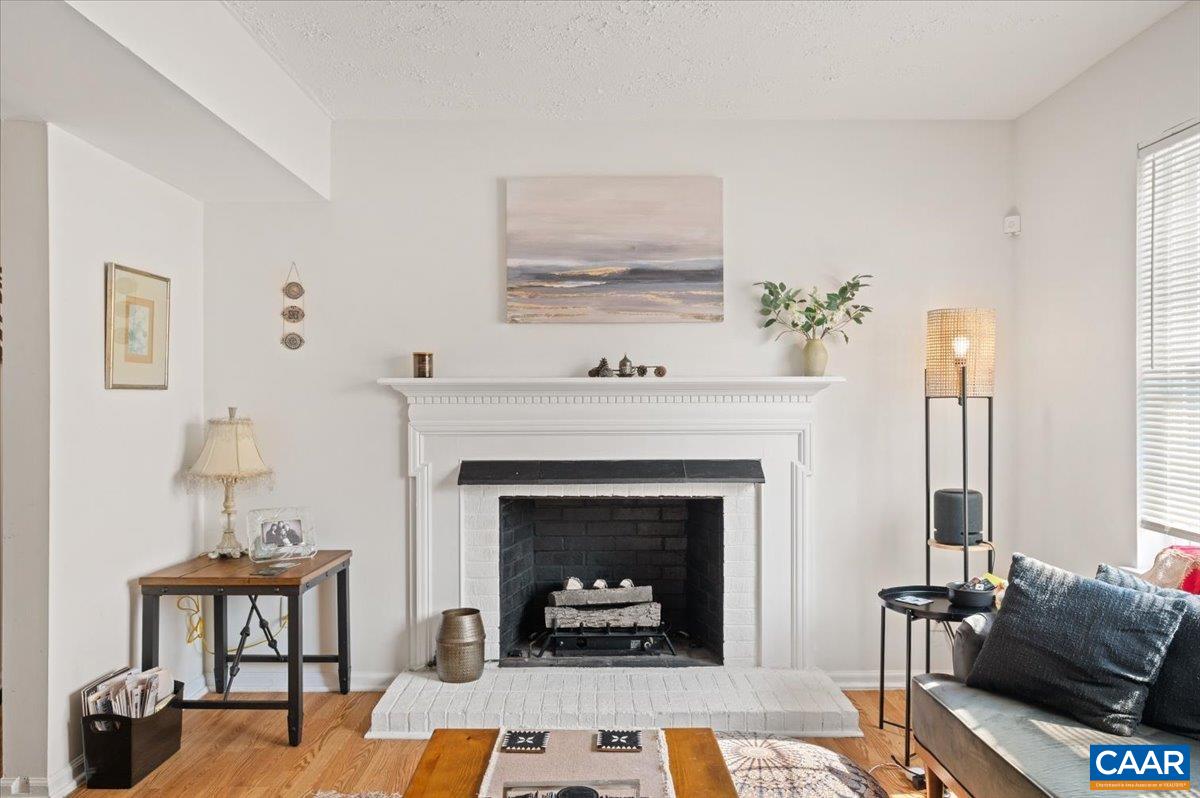 623 BAILEY RD, CHARLOTTESVILLE, Virginia 22903, 3 Bedrooms Bedrooms, ,1 BathroomBathrooms,Residential,623 BAILEY RD,674616 MLS # 674616 623 BAILEY RD, CHARLOTTESVILLE, Virginia 22903, 3 Bedrooms Bedrooms, ,1 BathroomBathrooms,Residential,623 BAILEY RD,674616 MLS # 674616