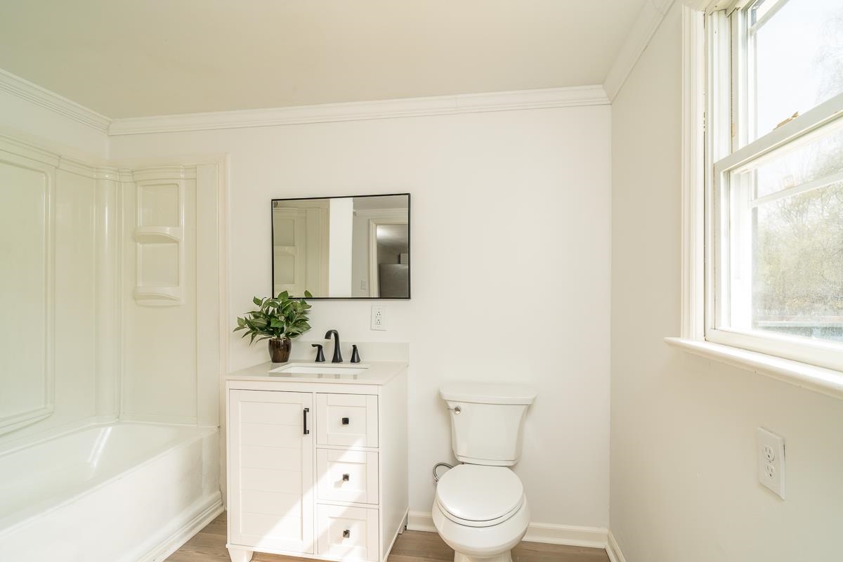 537 STRAITH ST, STAUNTON, Virginia 24401, 3 Bedrooms Bedrooms, ,1 BathroomBathrooms,Residential,537 STRAITH ST,674618 MLS # 674618