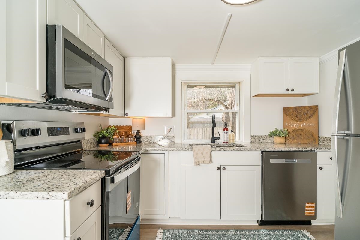 537 STRAITH ST, STAUNTON, Virginia 24401, 3 Bedrooms Bedrooms, ,1 BathroomBathrooms,Residential,537 STRAITH ST,674618 MLS # 674618