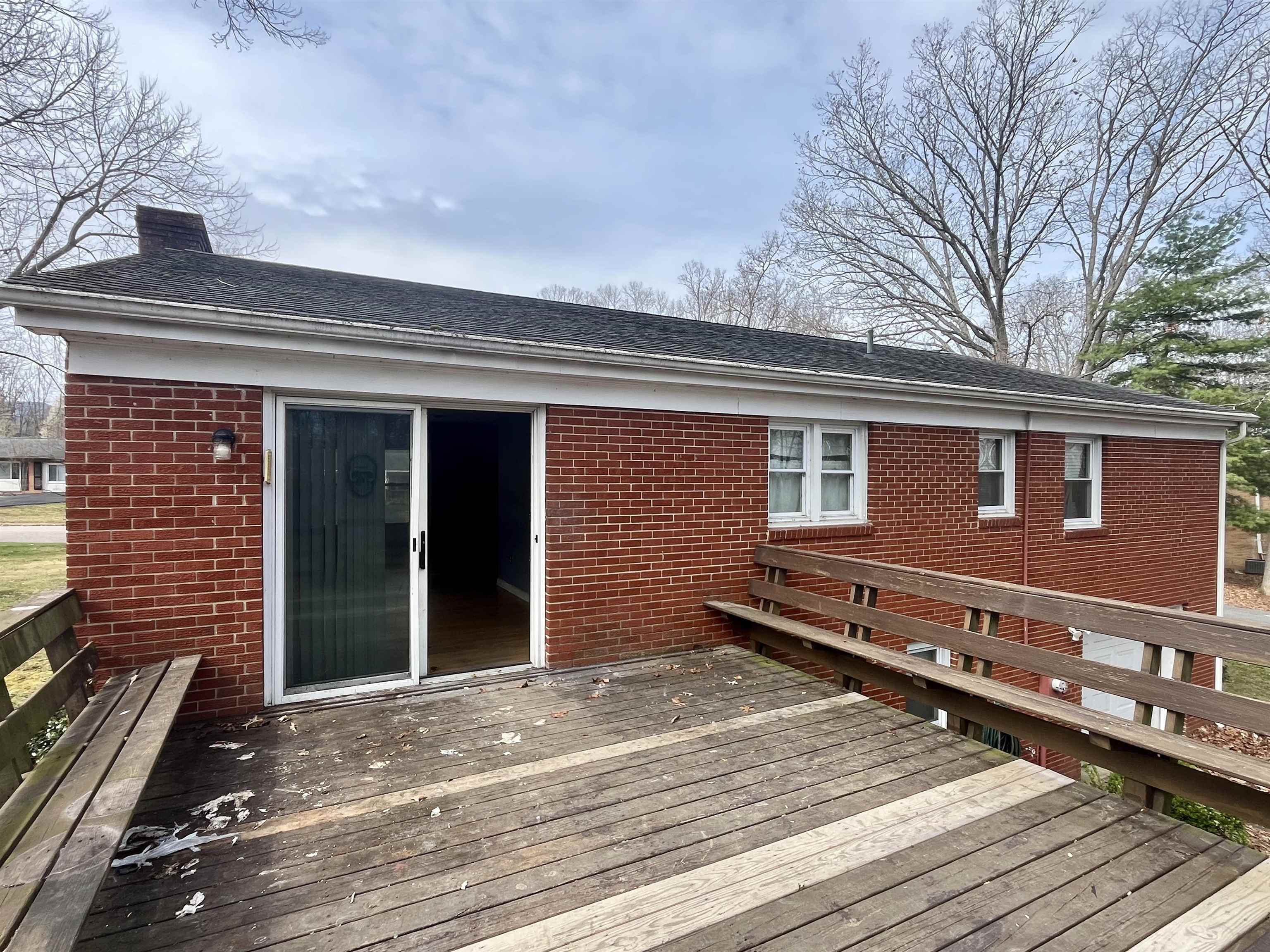 28 FLINT MOUNTAIN DR, STUARTS DRAFT, Virginia 24401, 3 Bedrooms Bedrooms, ,1 BathroomBathrooms,Residential,28 FLINT MOUNTAIN DR,674619 MLS # 674619